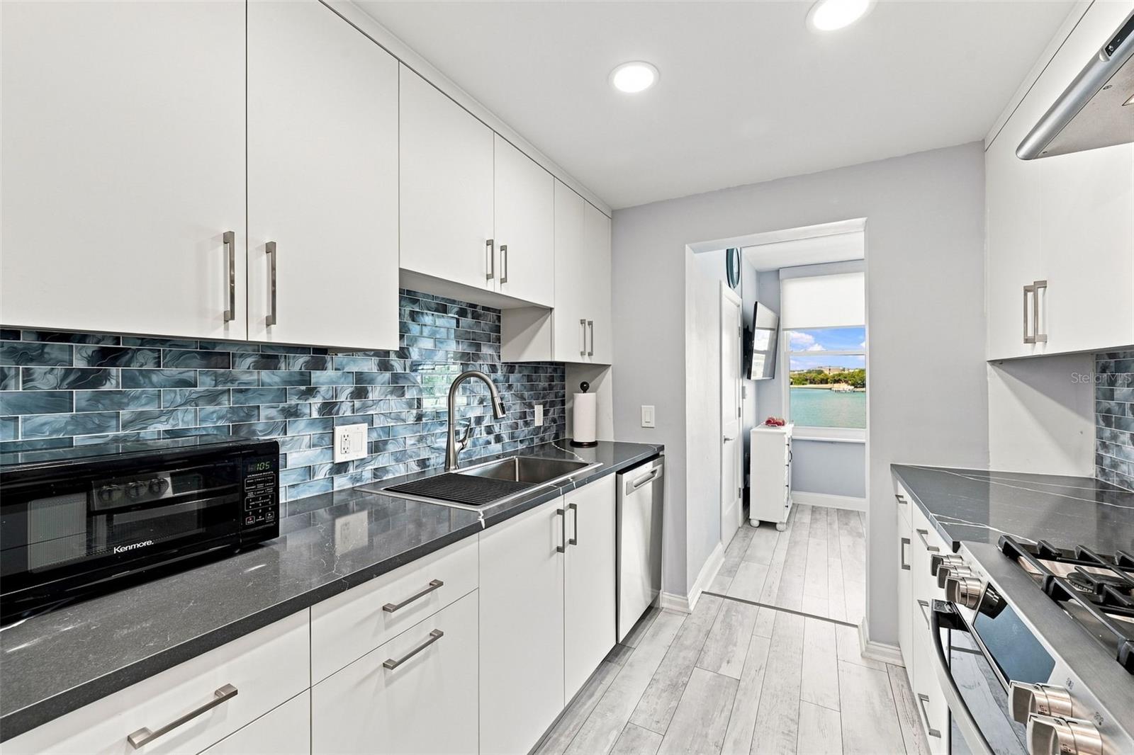 1898 SHORE DR S #208 — photo 10