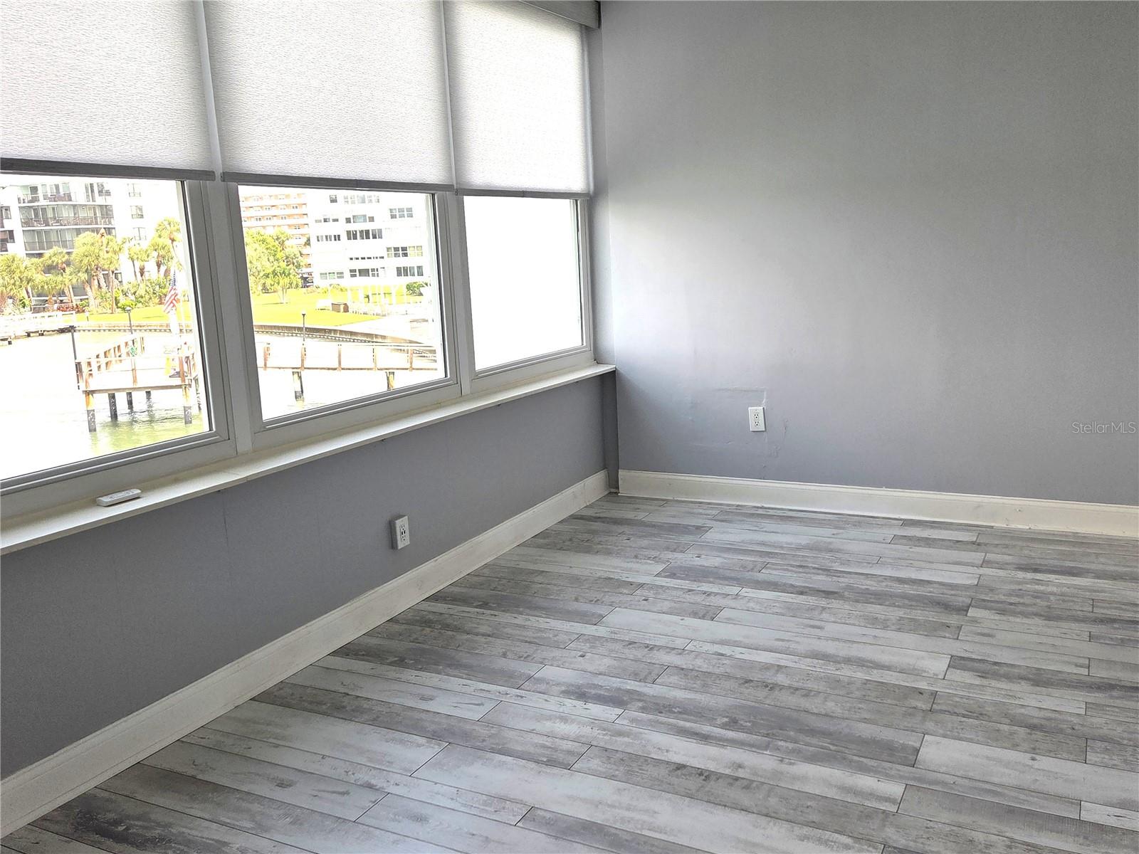 1898 SHORE DR S #208 — photo 6