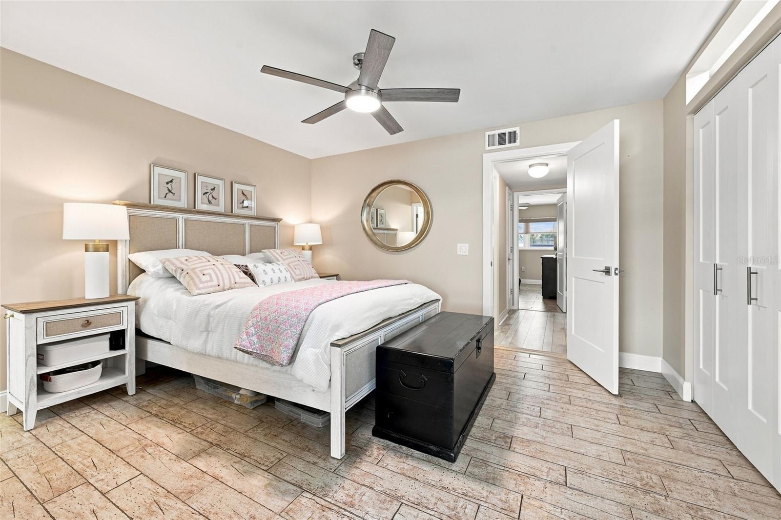 1898 SHORE DR S #208 — photo 26