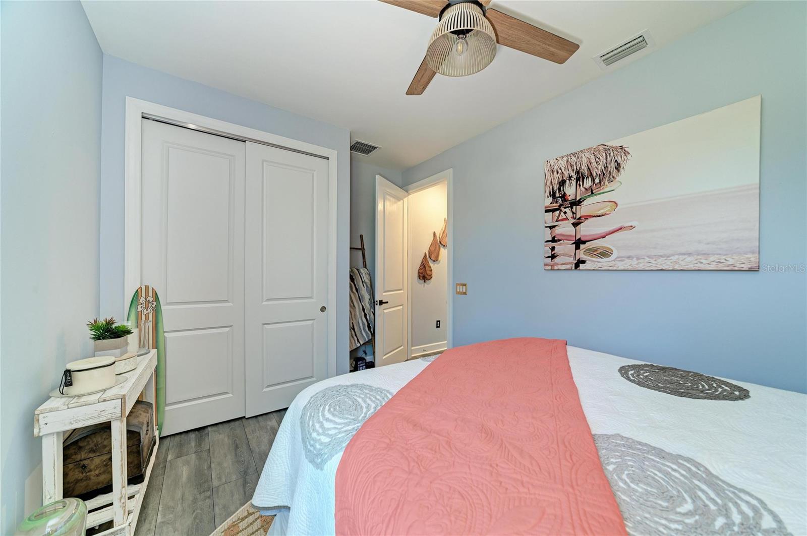 7683 SUMMERLAND CV — photo 36