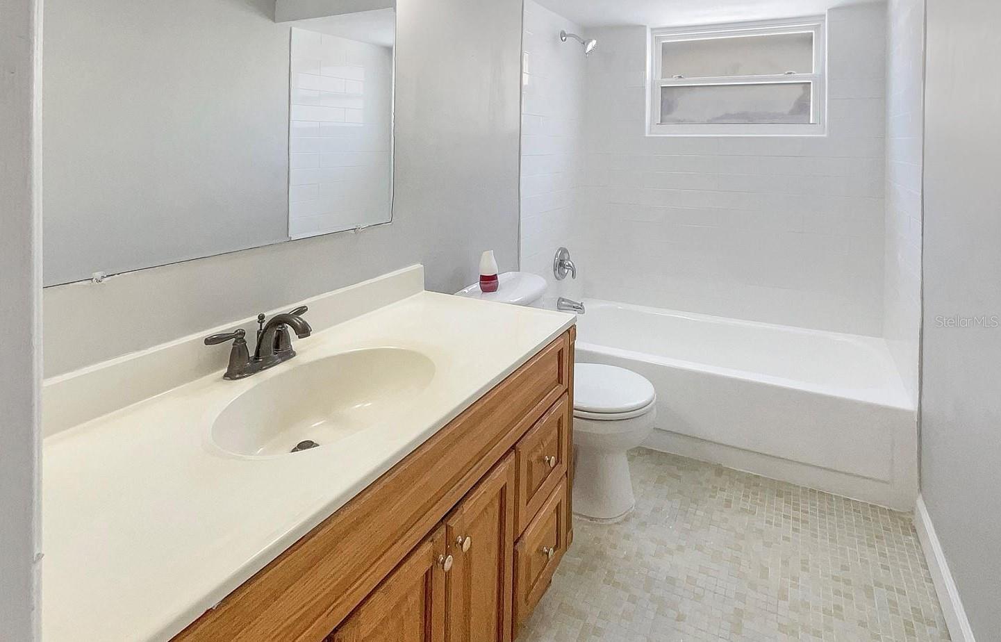 2530 FLINTWOOD DR — photo 9