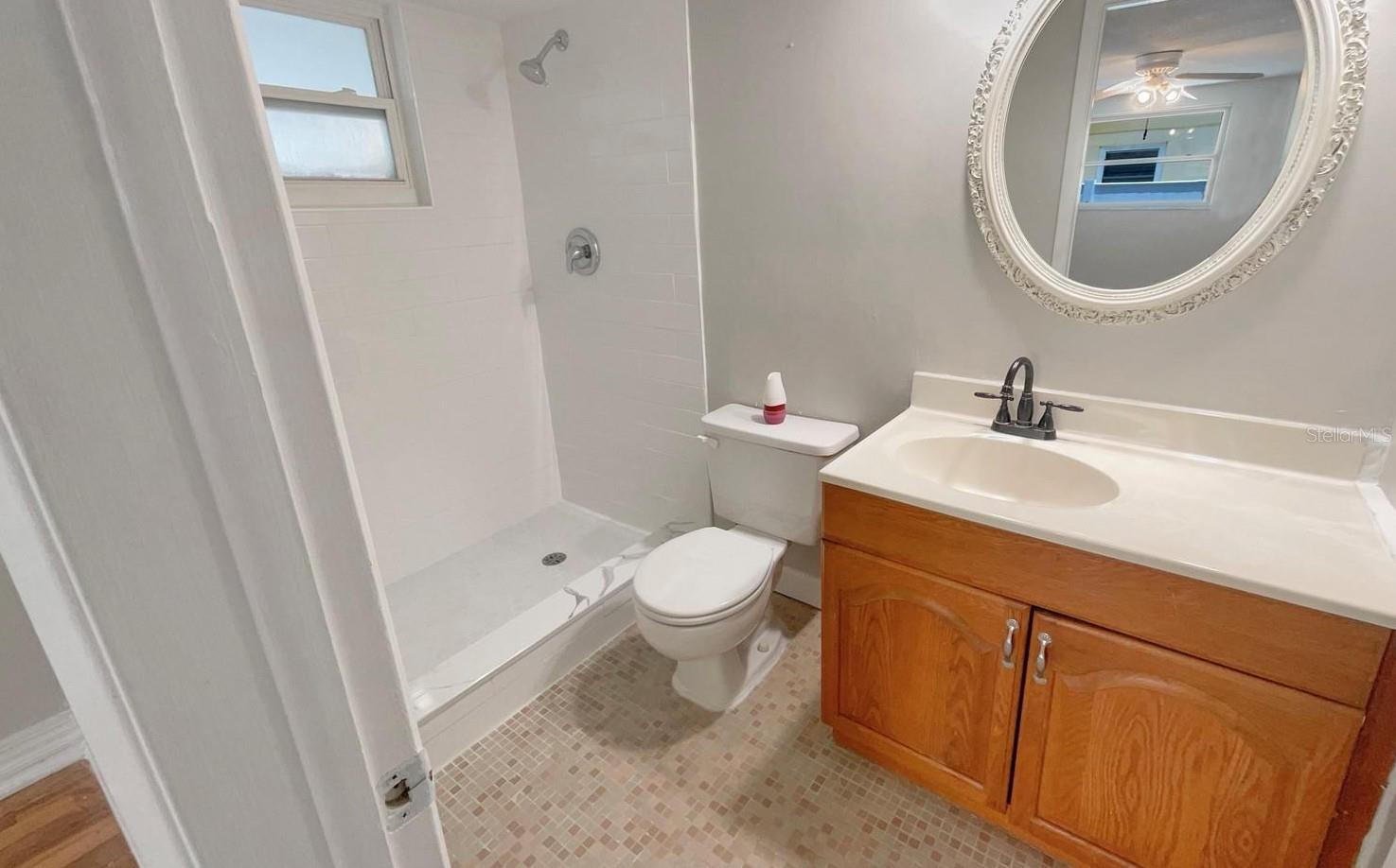2530 FLINTWOOD DR — photo 8
