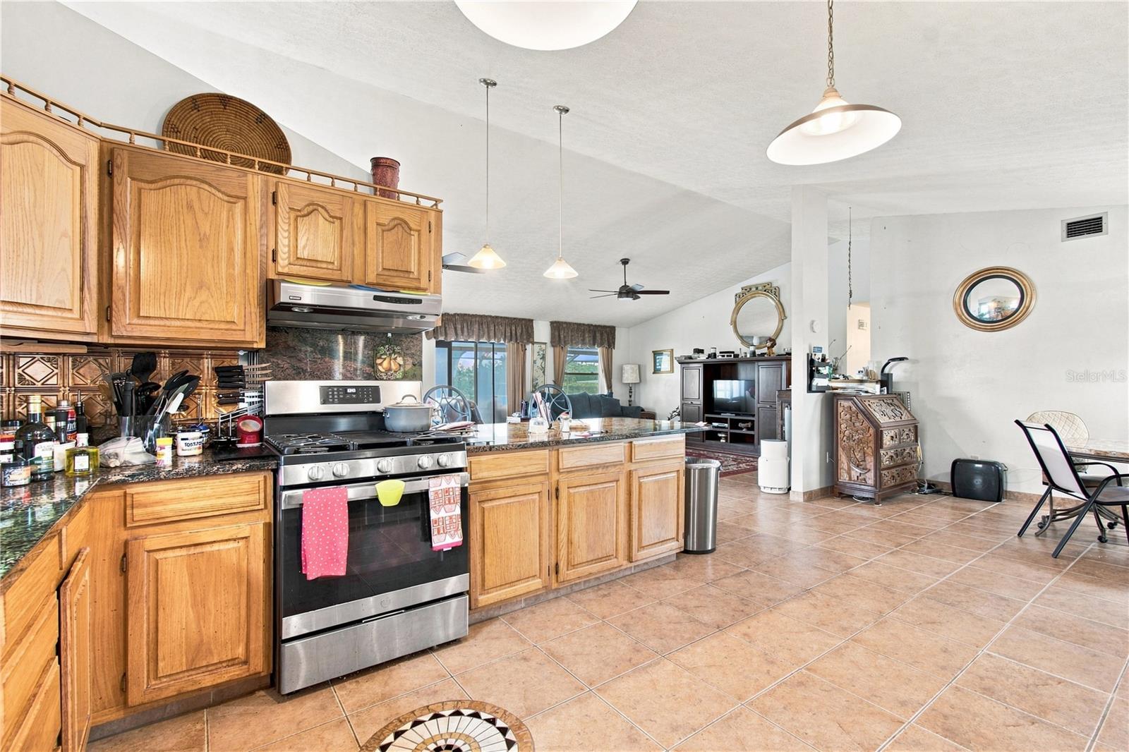 12501 APALACHEE PL — photo 52