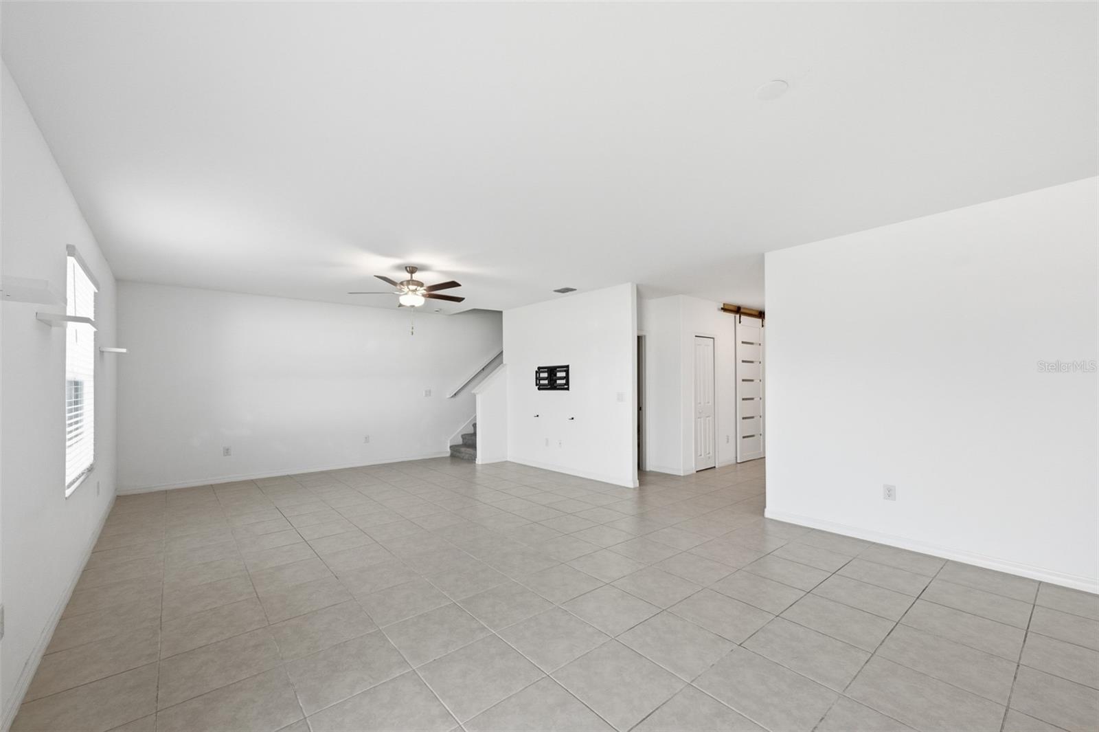 12860 TRIPOLI AVE — photo 9