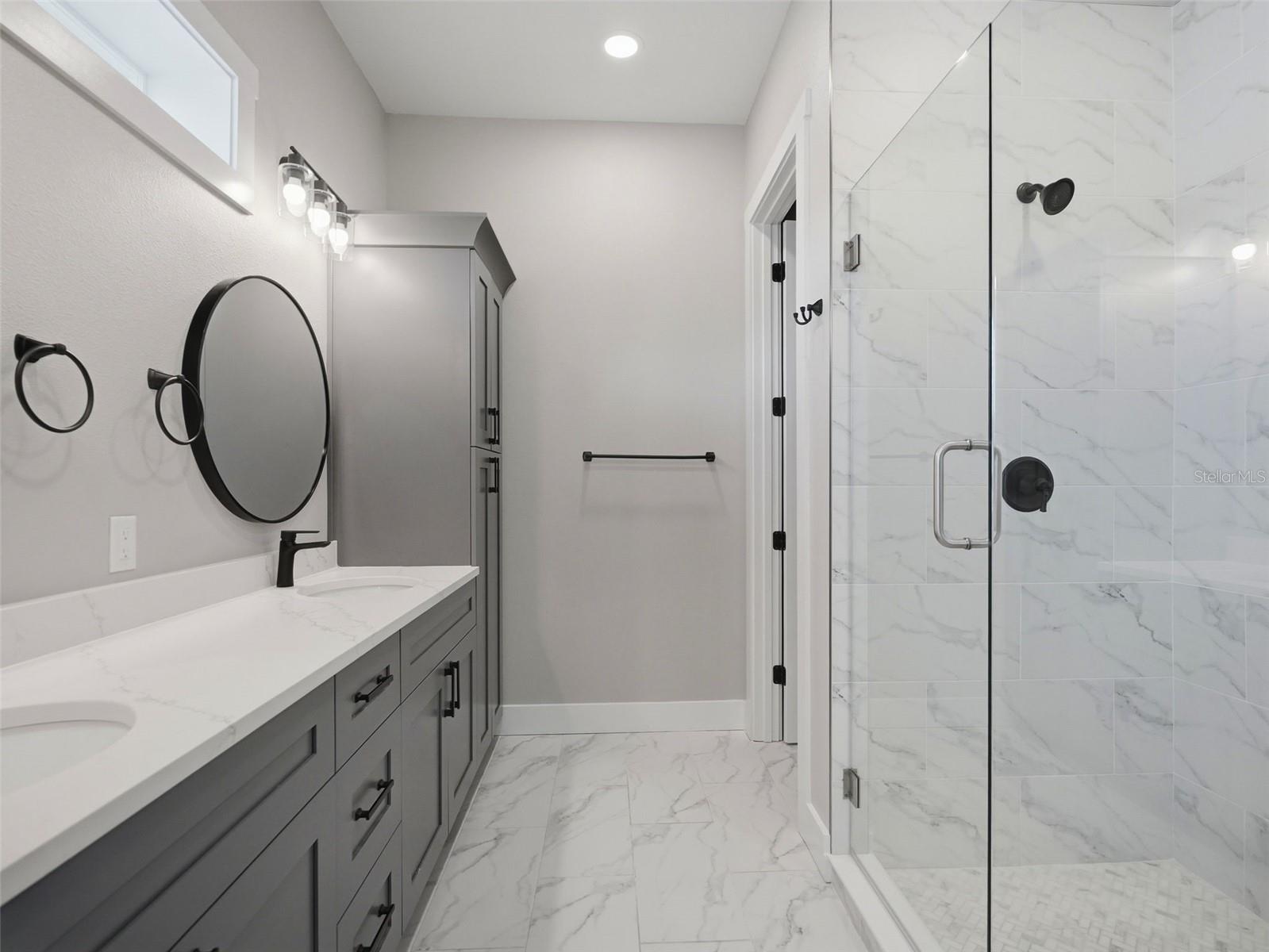 809 OAK BEND LN — photo 24