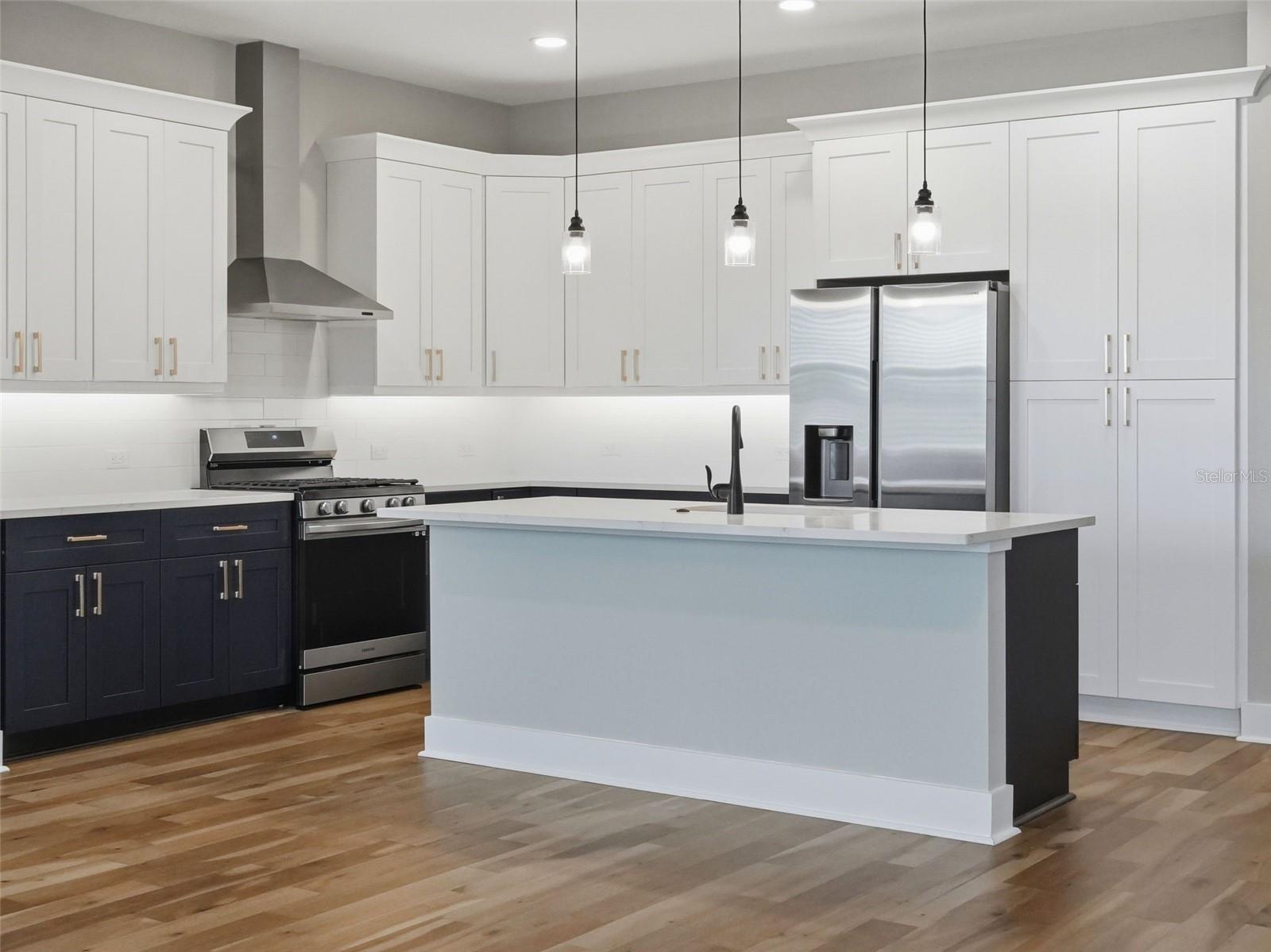 809 OAK BEND LN — photo 11