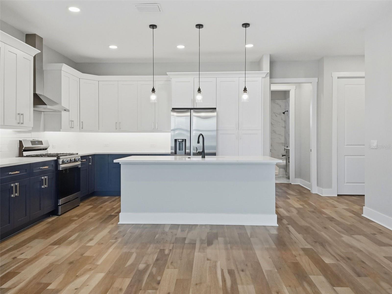 809 OAK BEND LN — photo 10