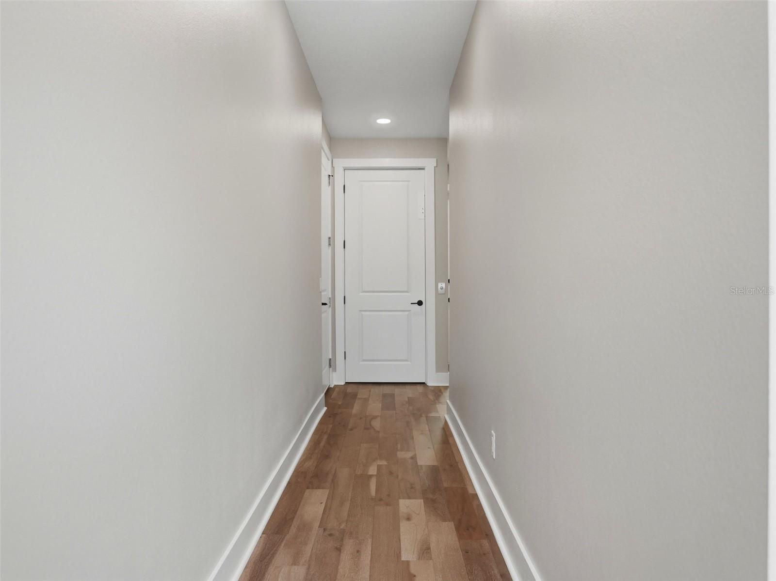 809 OAK BEND LN — photo 37