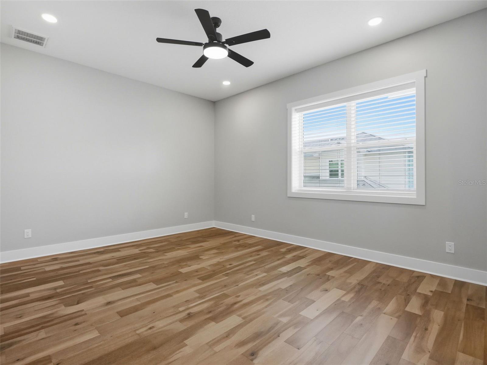 809 OAK BEND LN — photo 21
