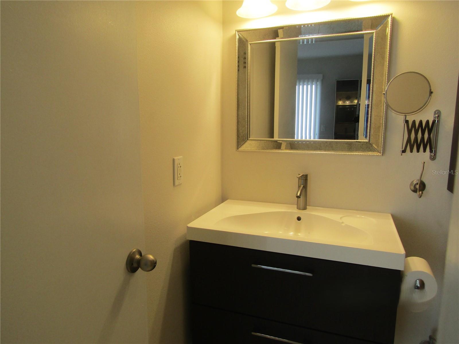 7304 W COUNTRY CLUB DR N #115 — photo 6