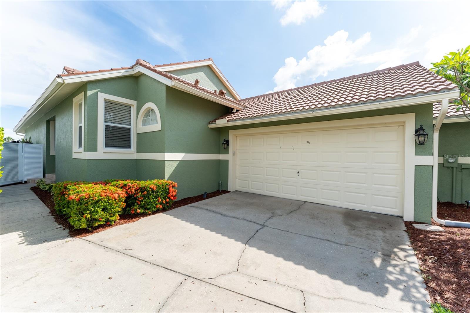 835 SYMPHONY ISLES BLVD — photo 53