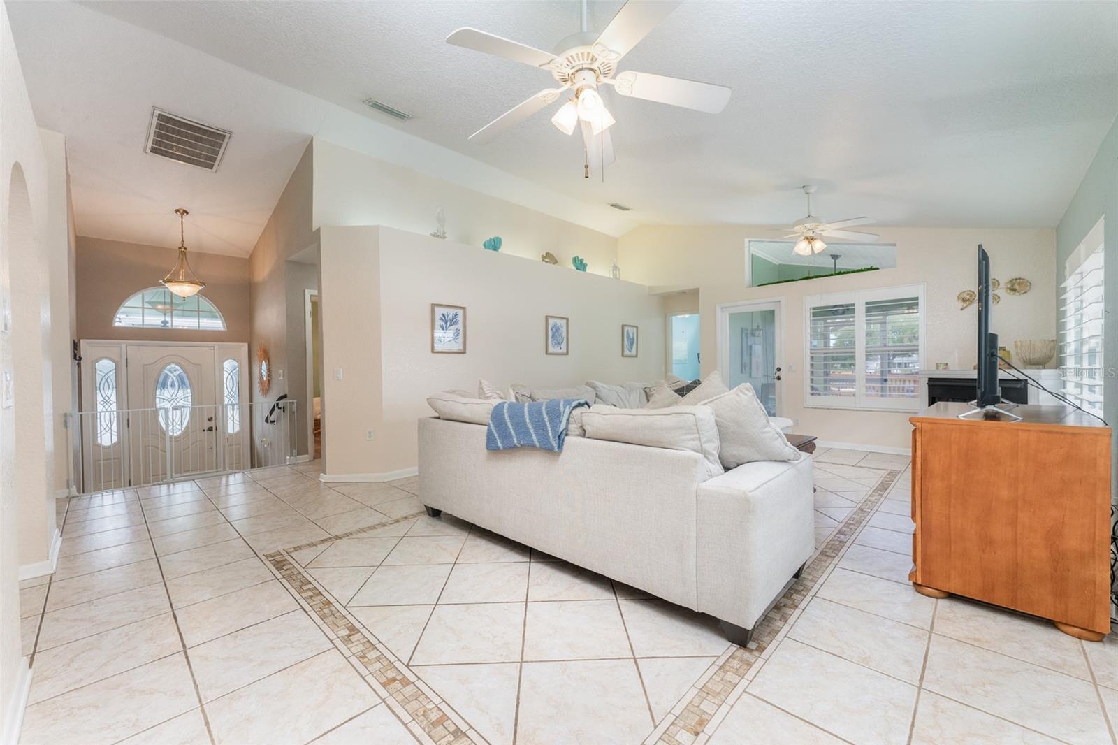 835 SYMPHONY ISLES BLVD — photo 10