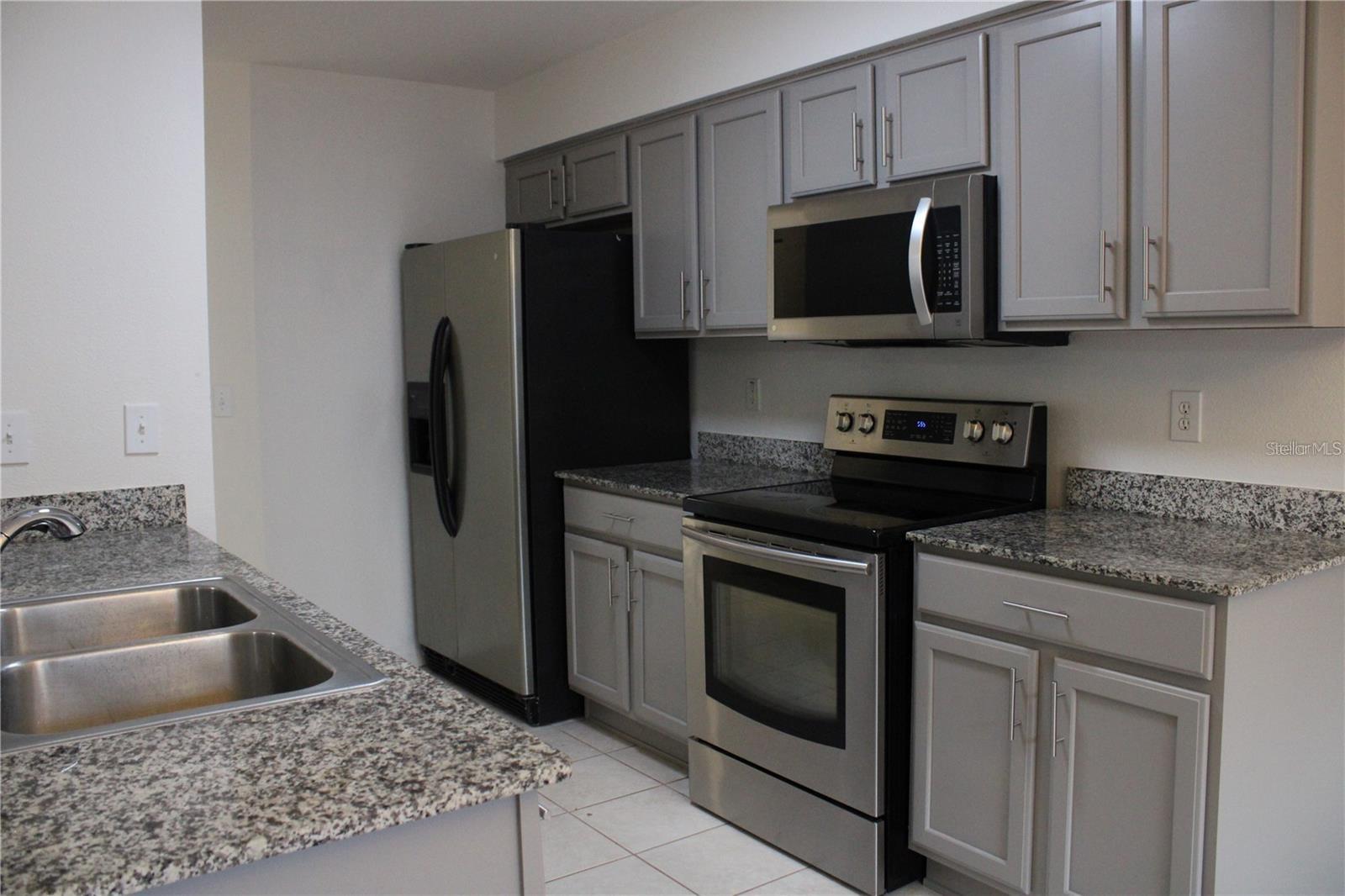 7840 CARRIAGE POINTE DR — photo 7