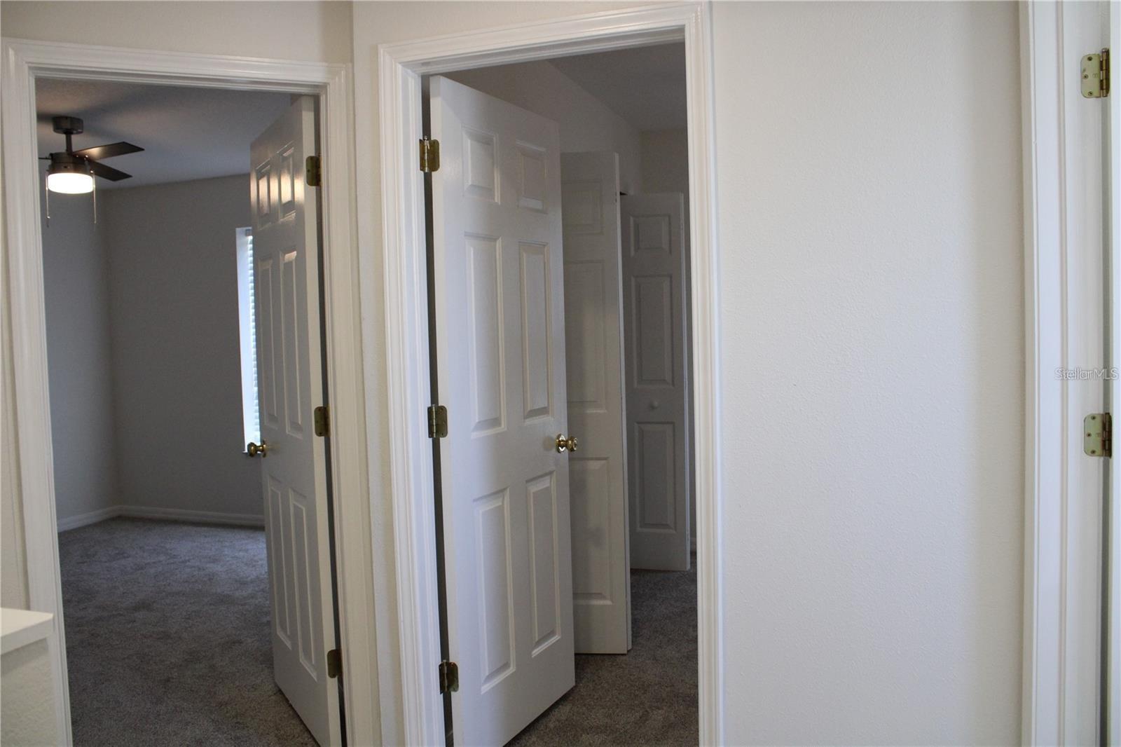 7840 CARRIAGE POINTE DR — photo 14