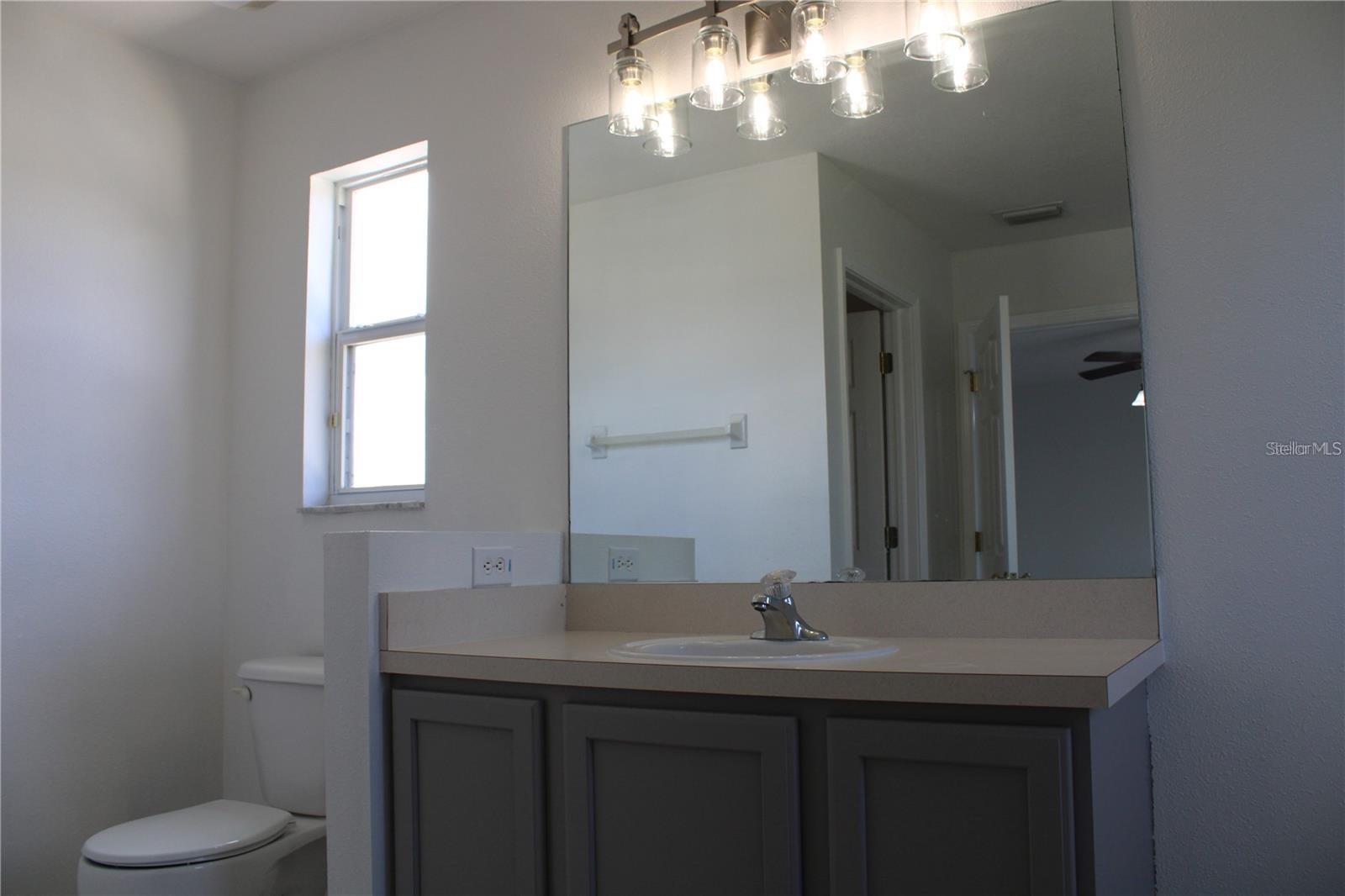 7840 CARRIAGE POINTE DR — photo 29