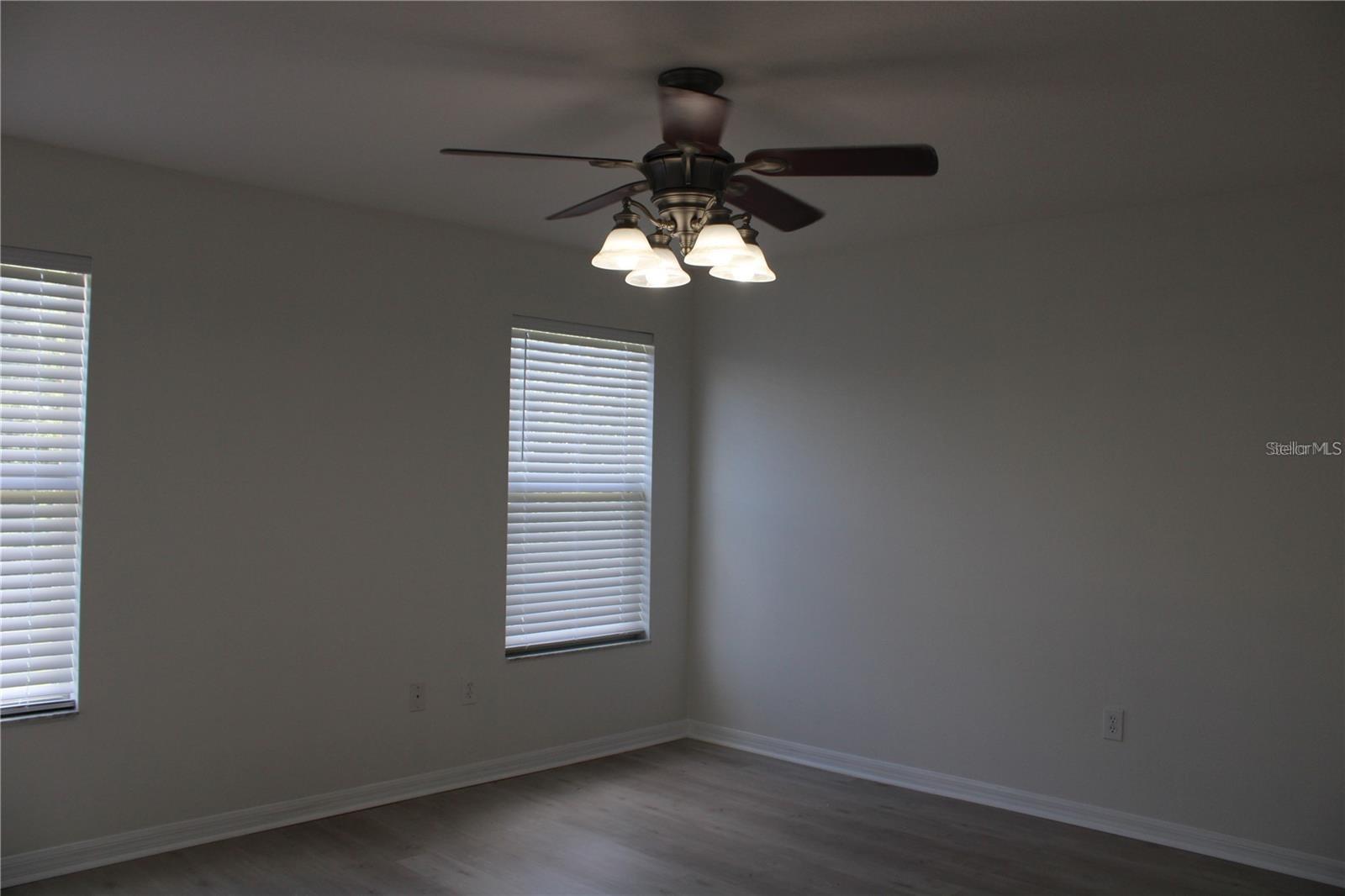 7840 CARRIAGE POINTE DR — photo 26