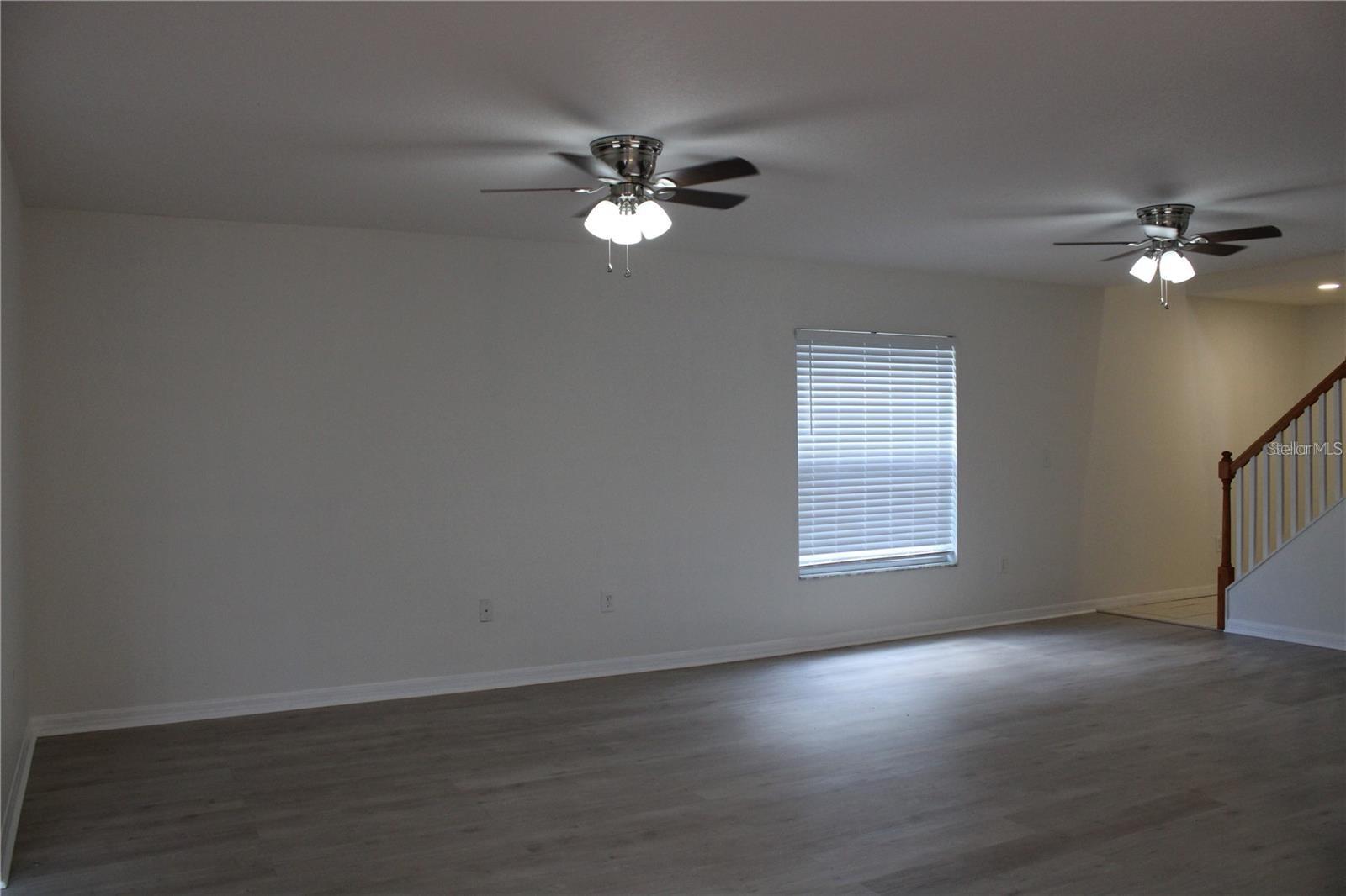 7840 CARRIAGE POINTE DR — photo 6