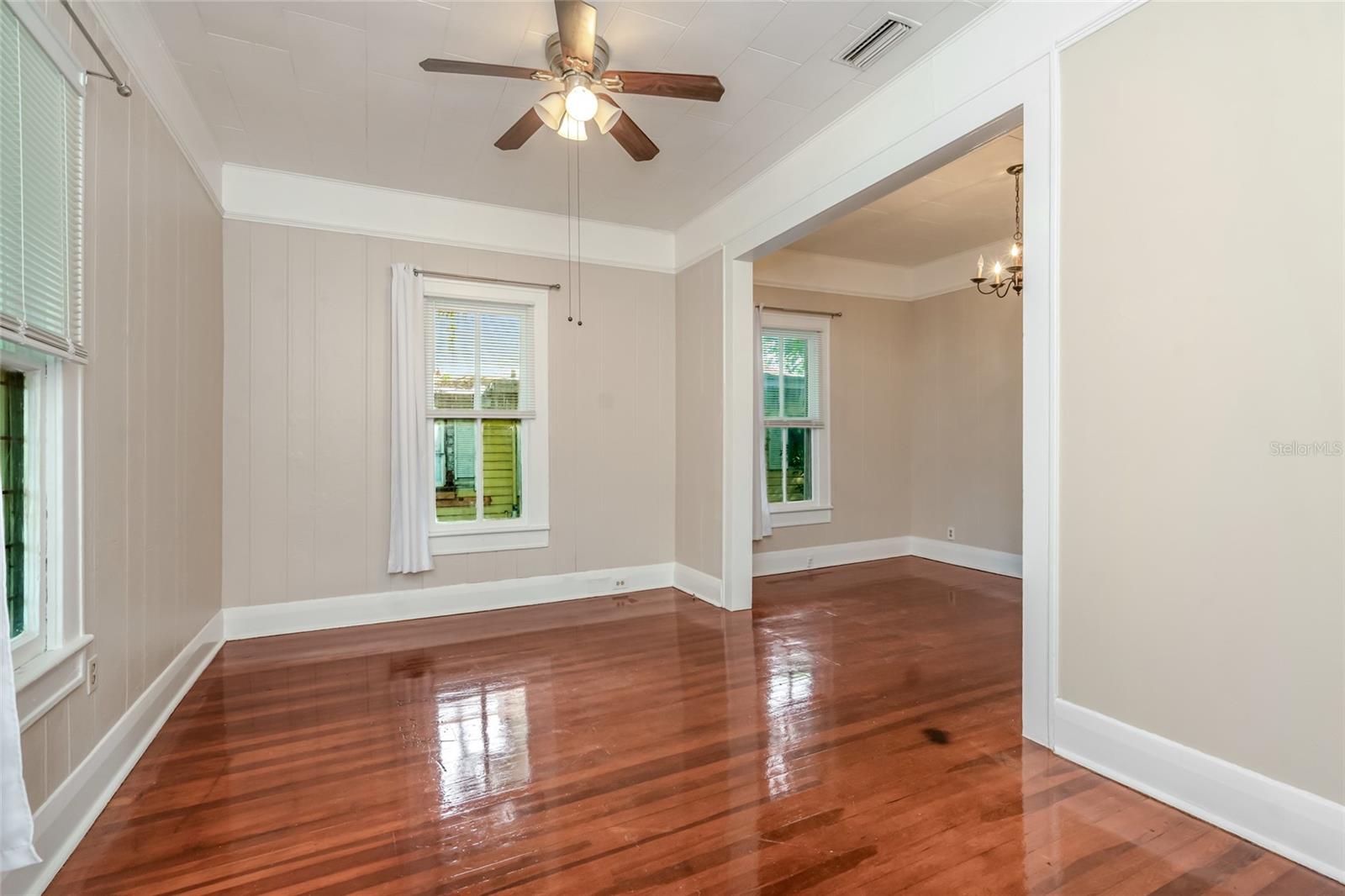 4109 N SUWANEE AVE — photo 25