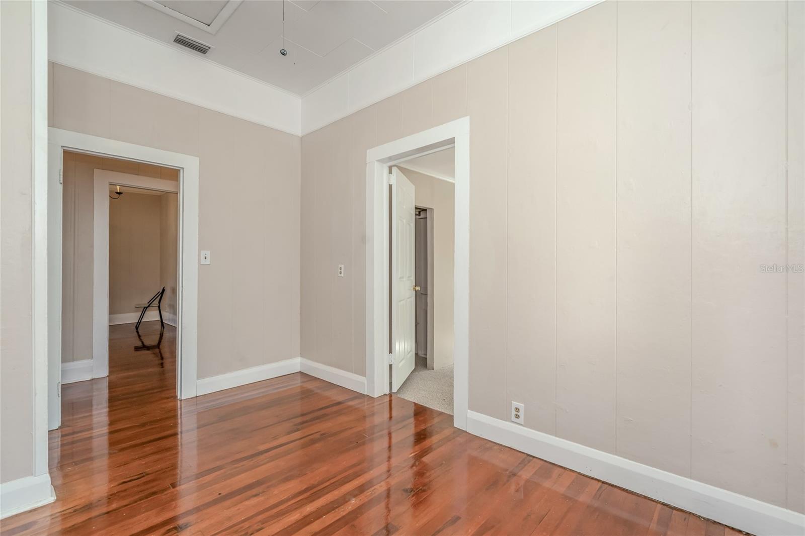 4109 N SUWANEE AVE — photo 31