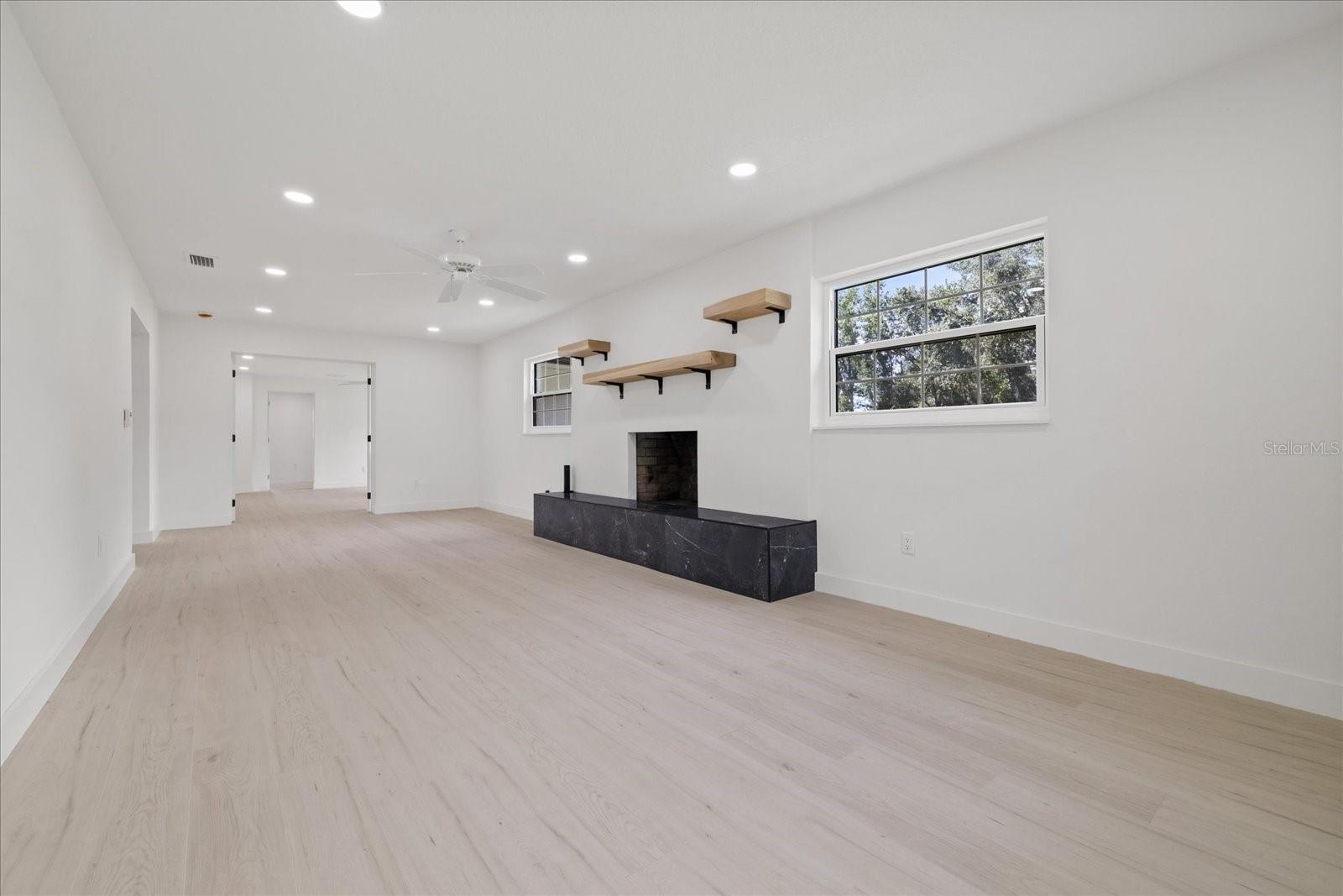2515 RAGINS LN — photo 40