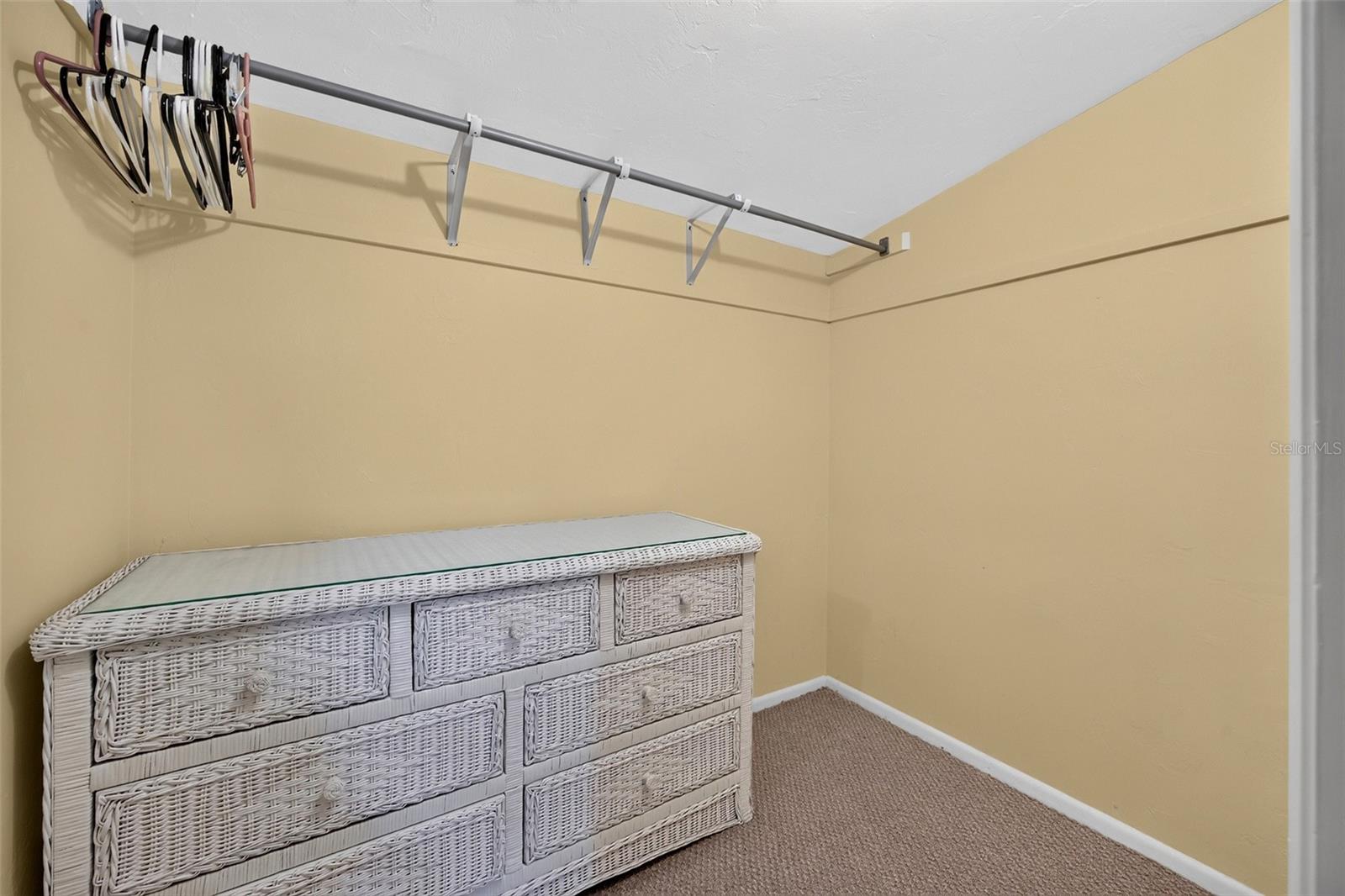 726 WHITE PINE TREE RD #84 — photo 27