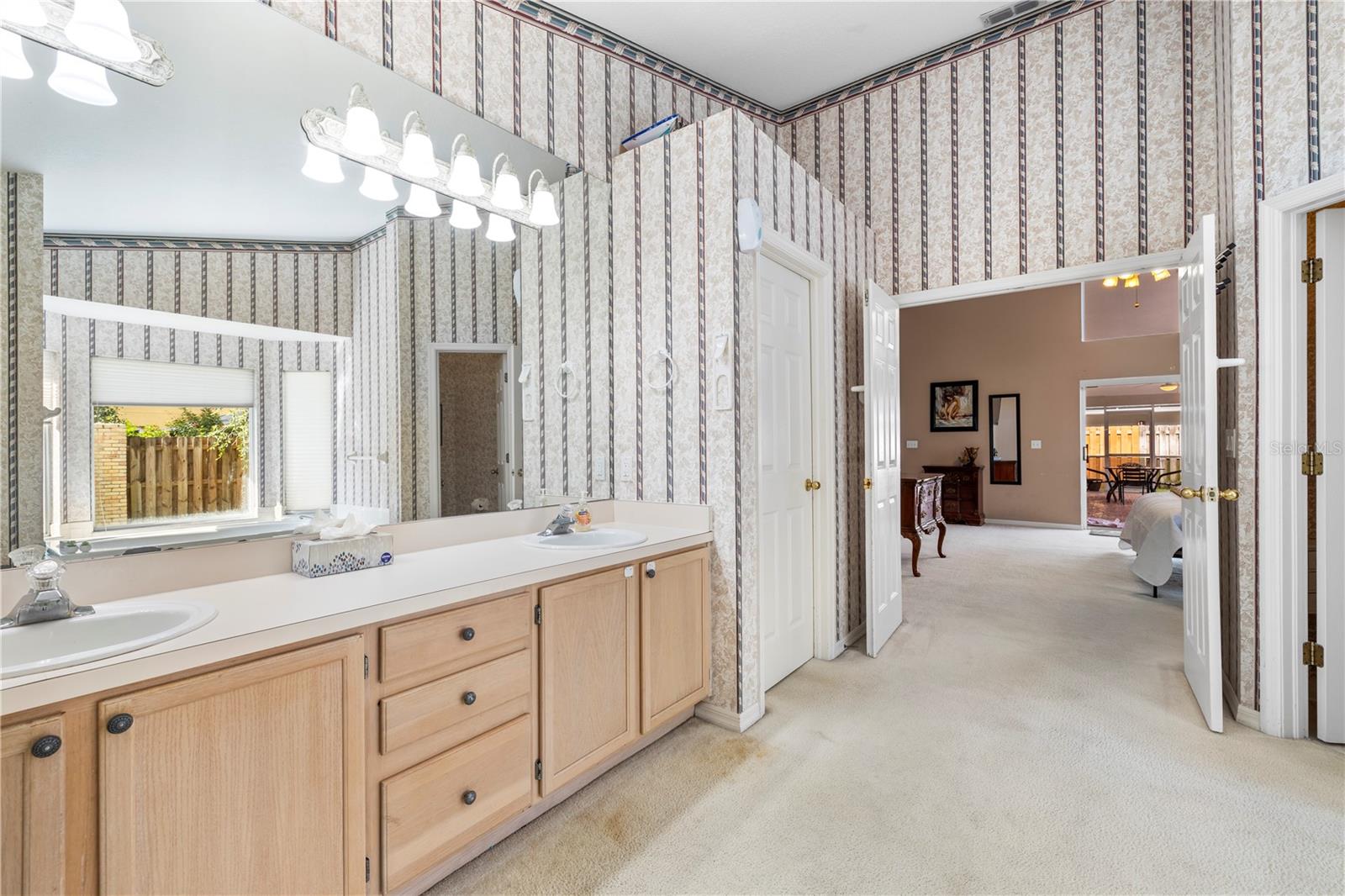 8746 TANTALLON CIR — photo 48
