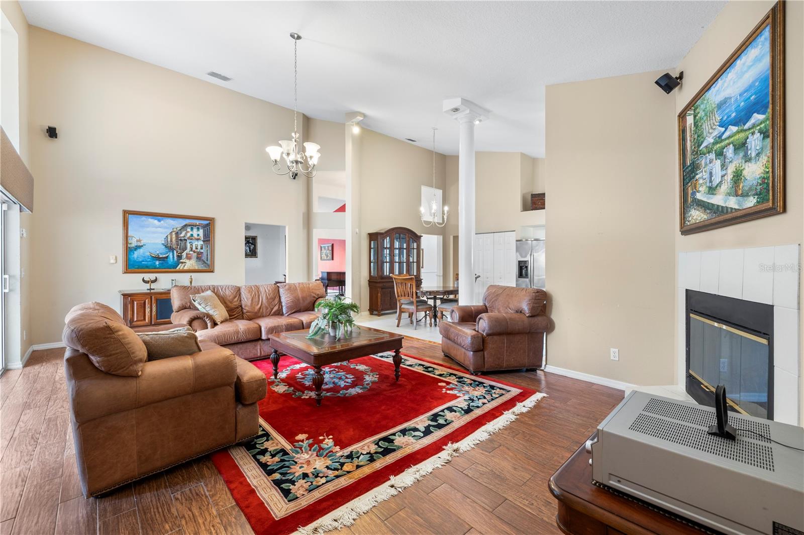 8746 TANTALLON CIR — photo 16