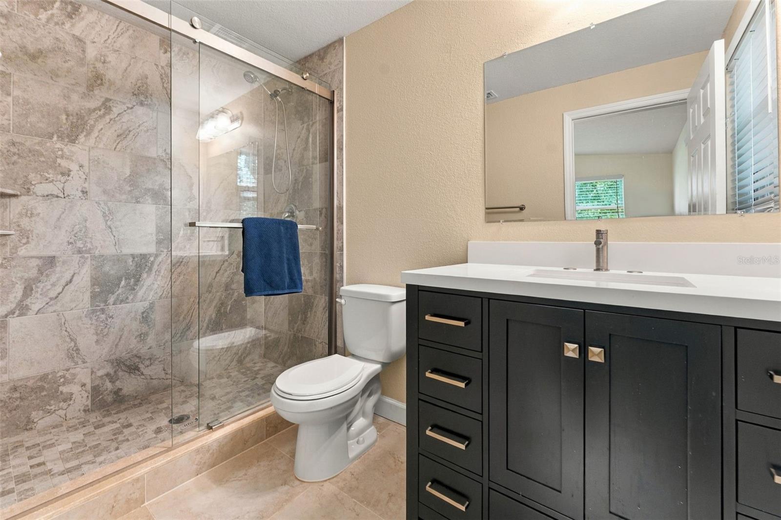 206 LINDA AVE — photo 18
