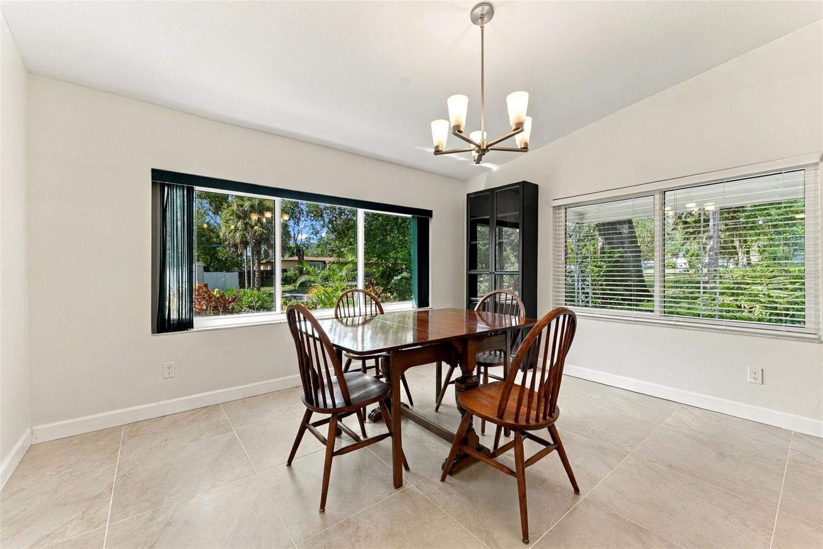 206 LINDA AVE — photo 13