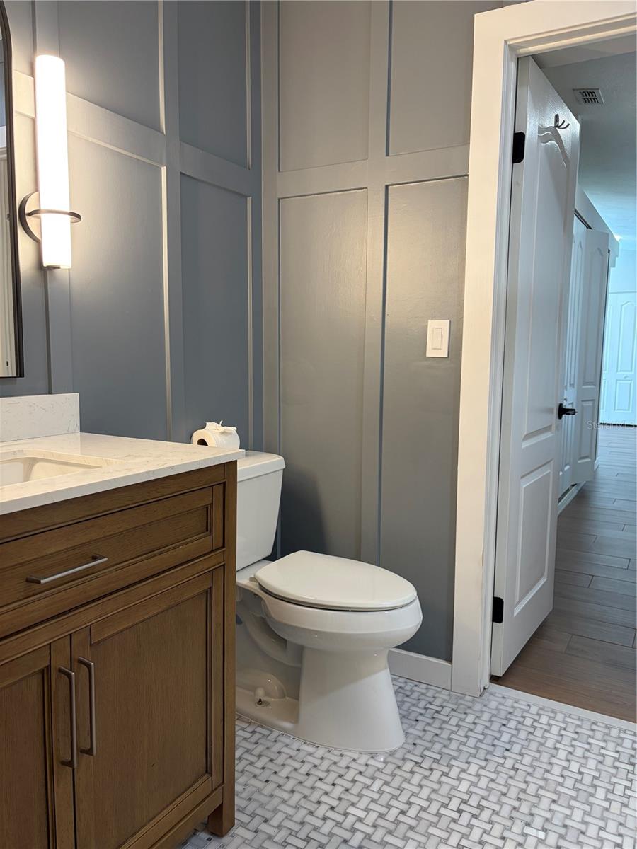 5828 SANDY POINTE DR — photo 27