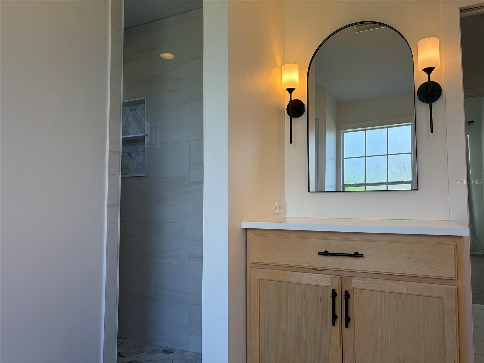 5828 SANDY POINTE DR — photo 37
