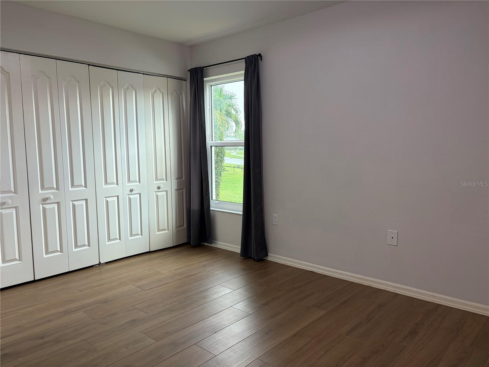 5828 SANDY POINTE DR — photo 30