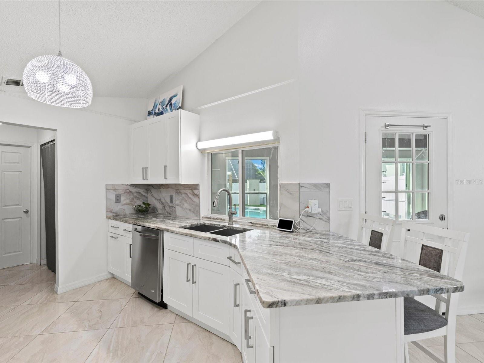 2640 ORCHARD HIGHLANDS DR — photo 12