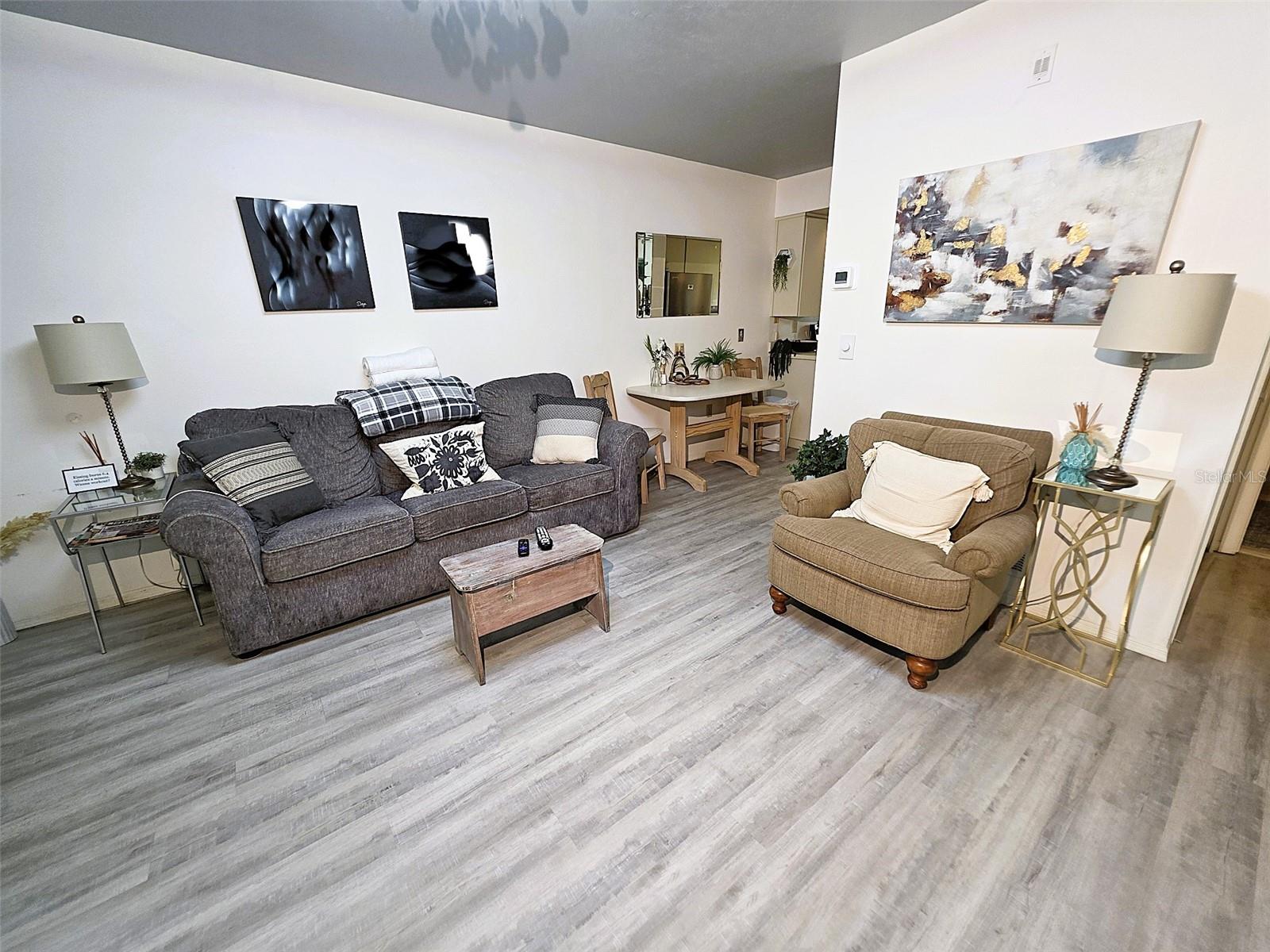2210 VISTA DEL SOL CONDO #520 — photo 3