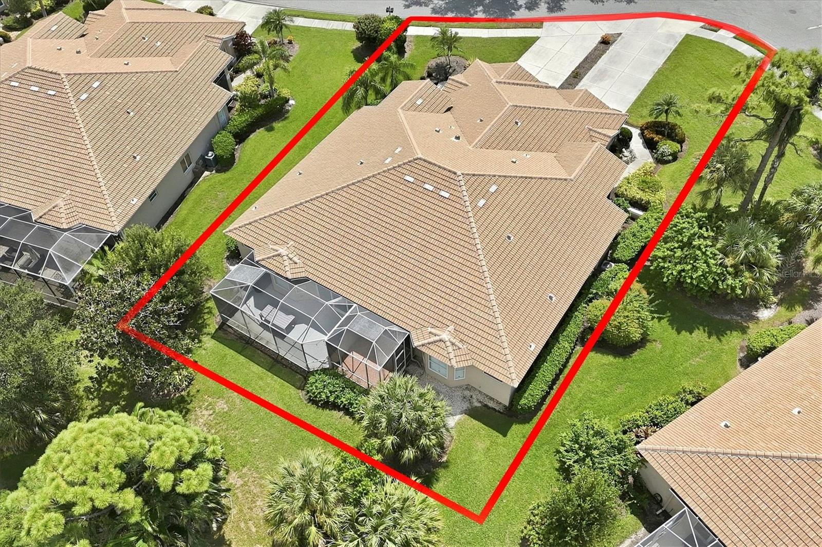 9413 FOREST HILLS CIR — photo 55