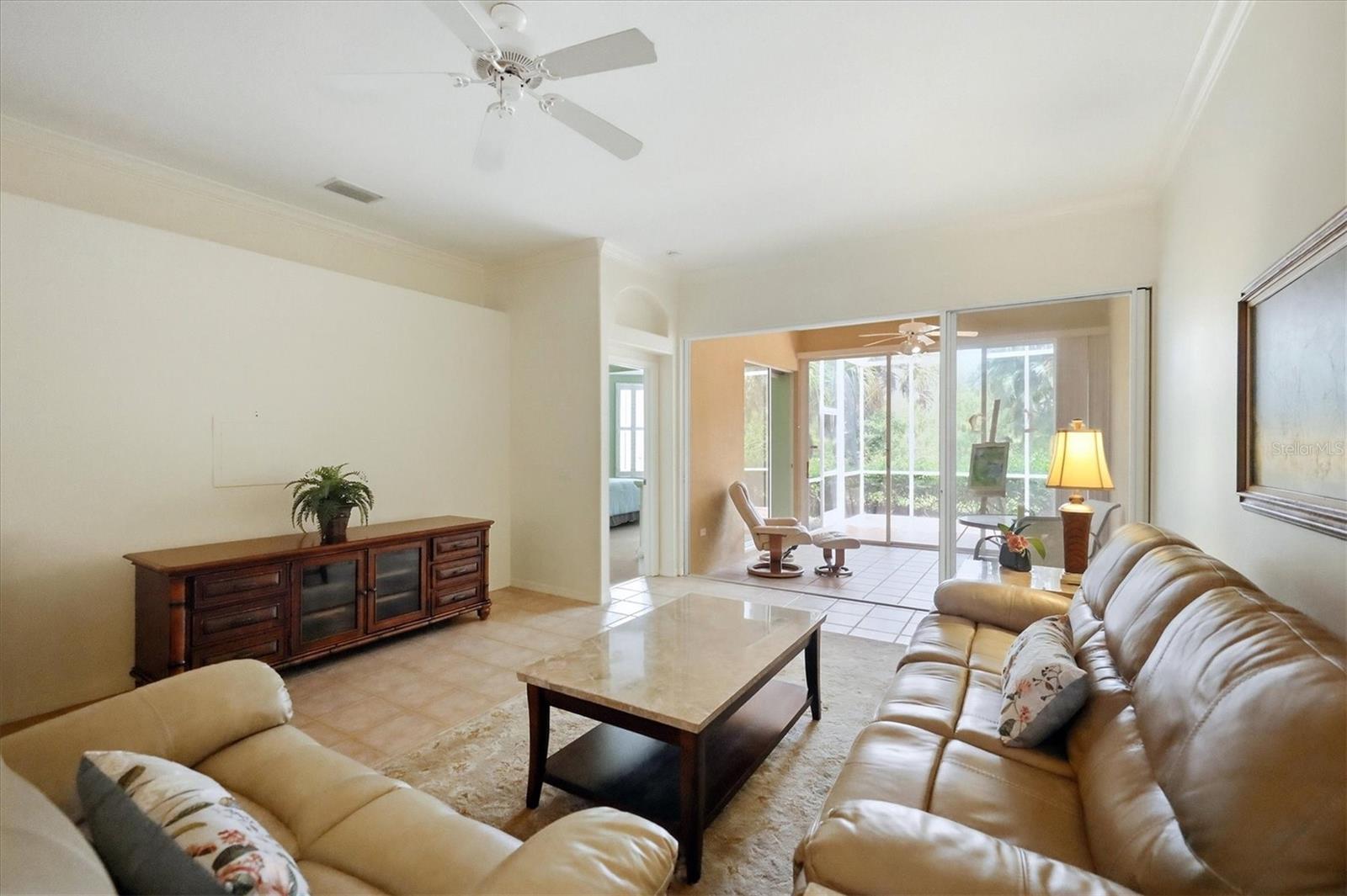 9413 FOREST HILLS CIR — photo 12
