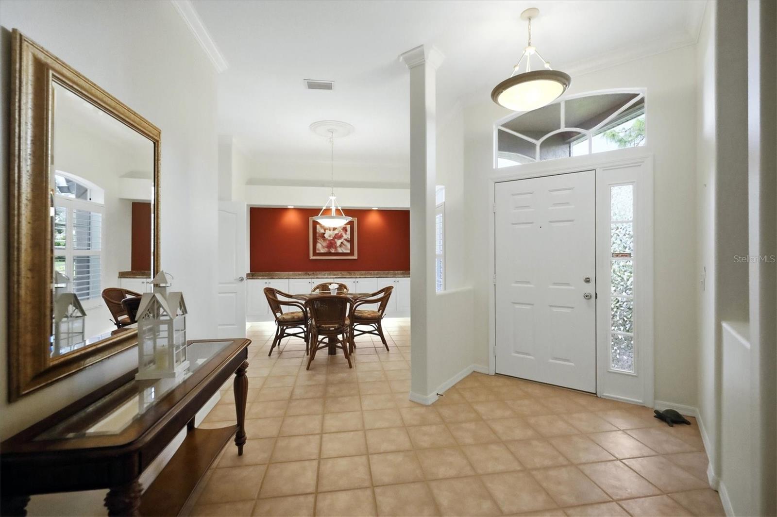 9413 FOREST HILLS CIR — photo 9
