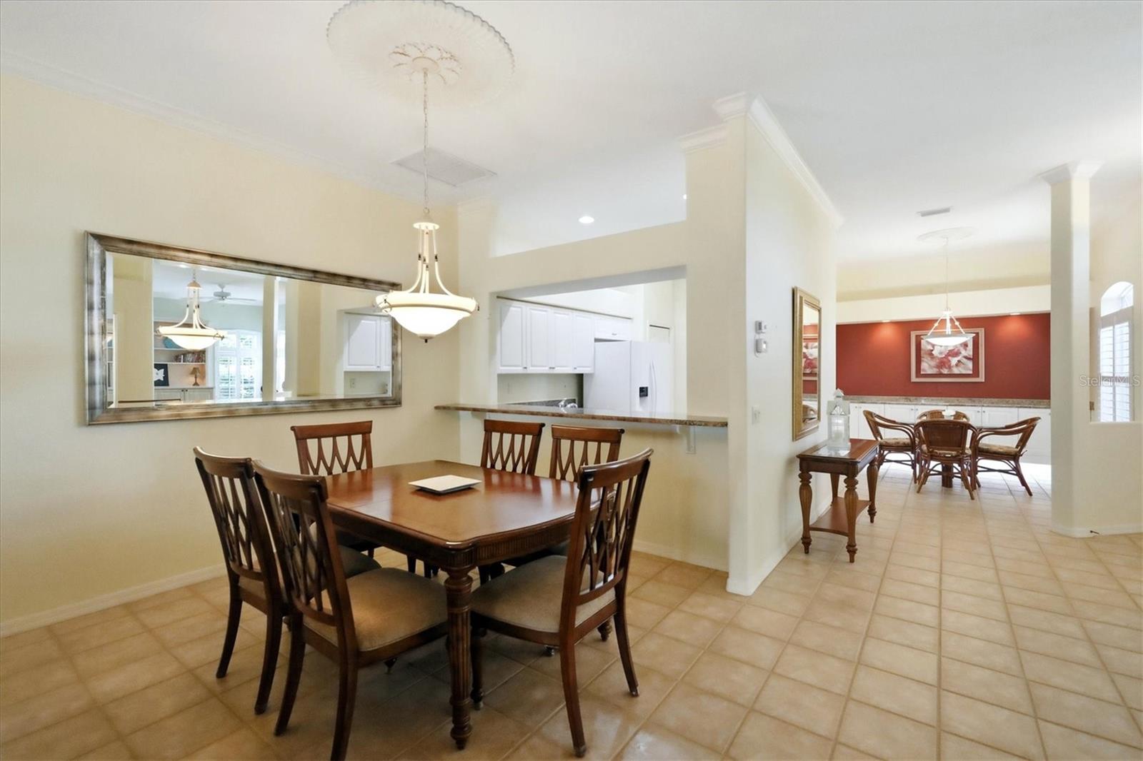9413 FOREST HILLS CIR — photo 15