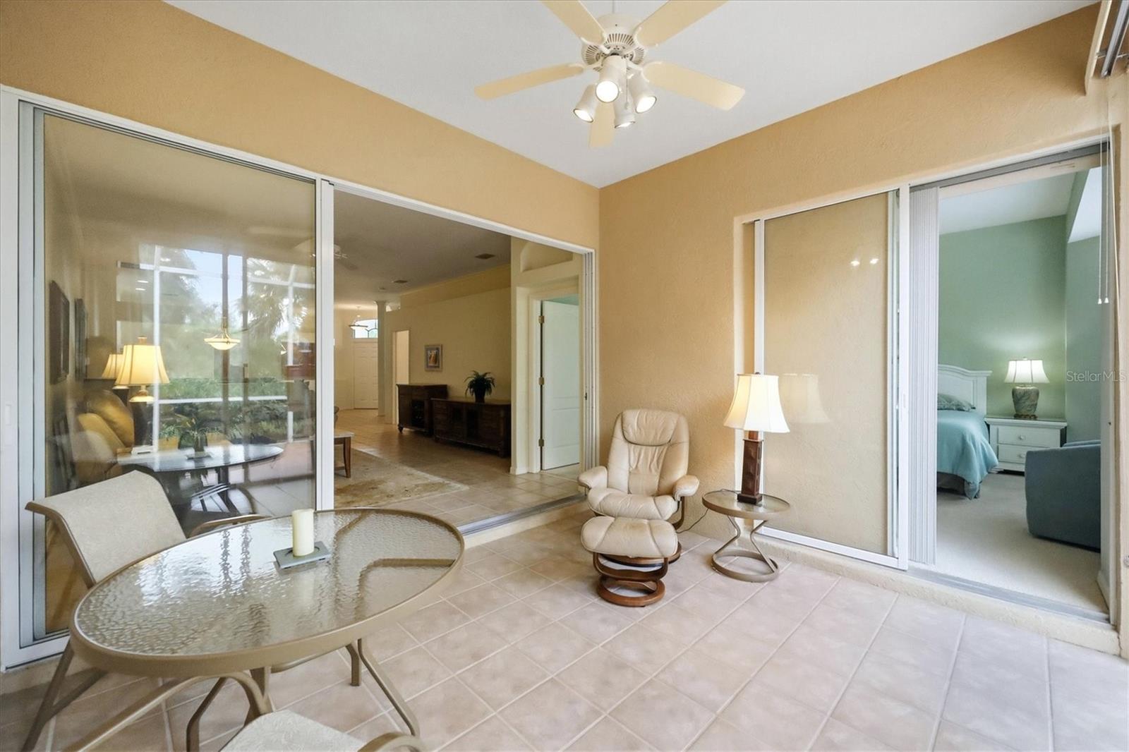 9413 FOREST HILLS CIR — photo 32
