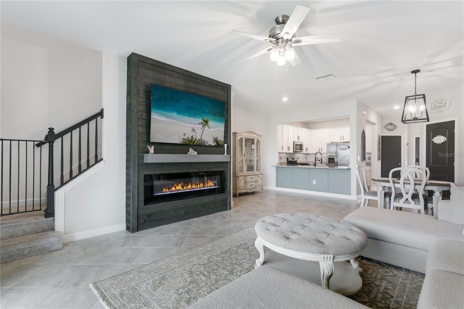 15250 SUNNY DAY DR — photo 13