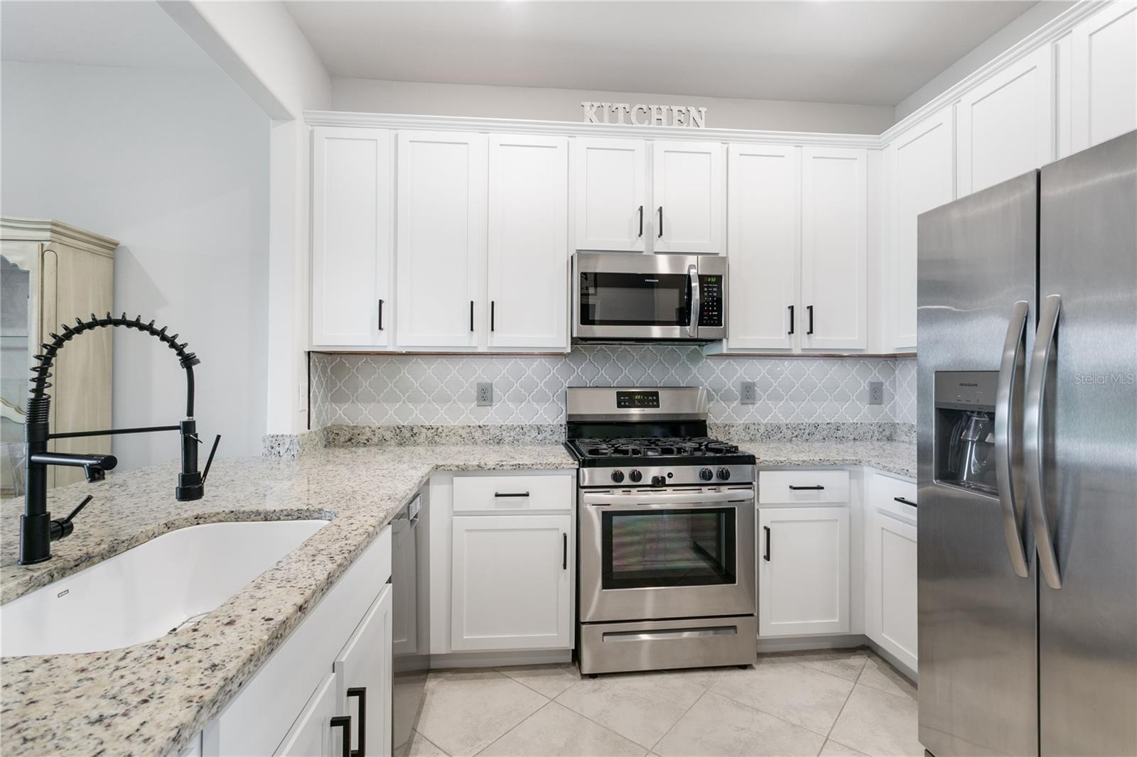 15250 SUNNY DAY DR — photo 4
