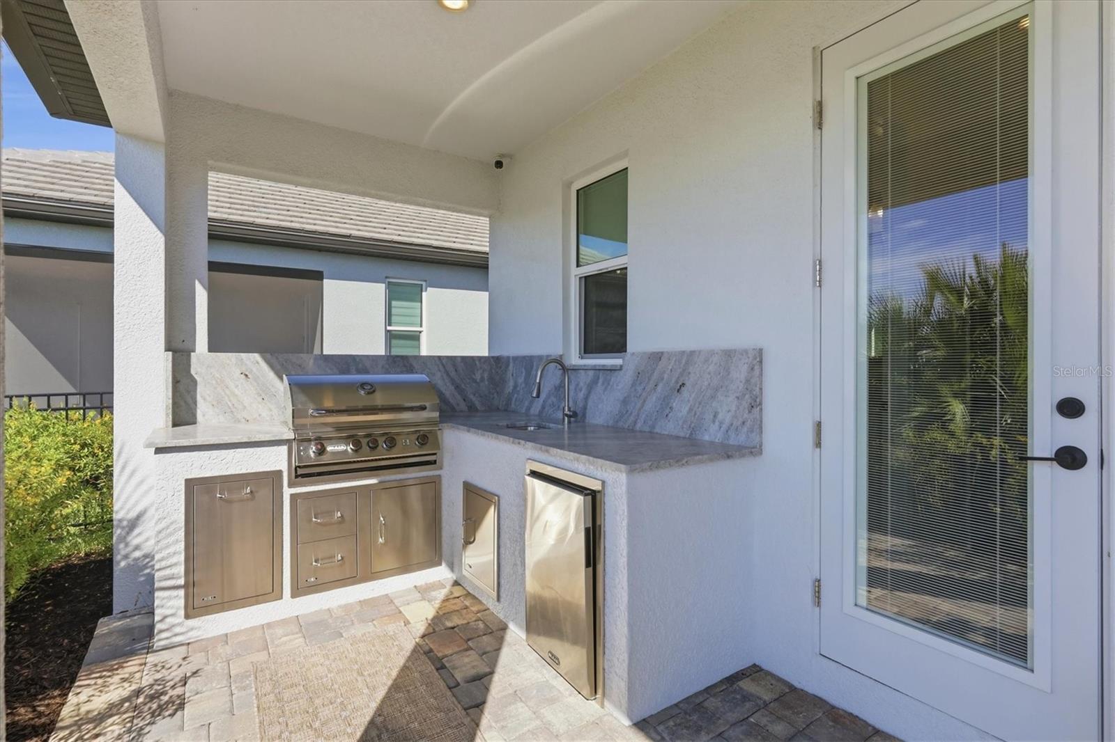 17539 SAVORY MIST CIR — photo 33