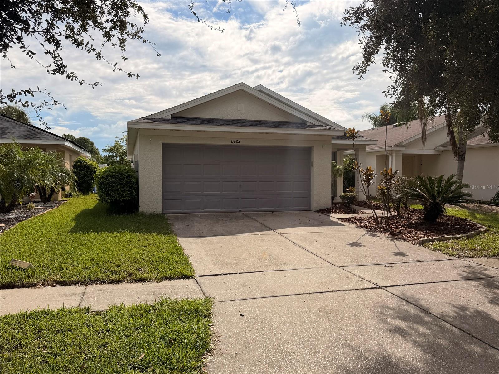 11422 CRESTLAKE VILLAGE DR — photo 2