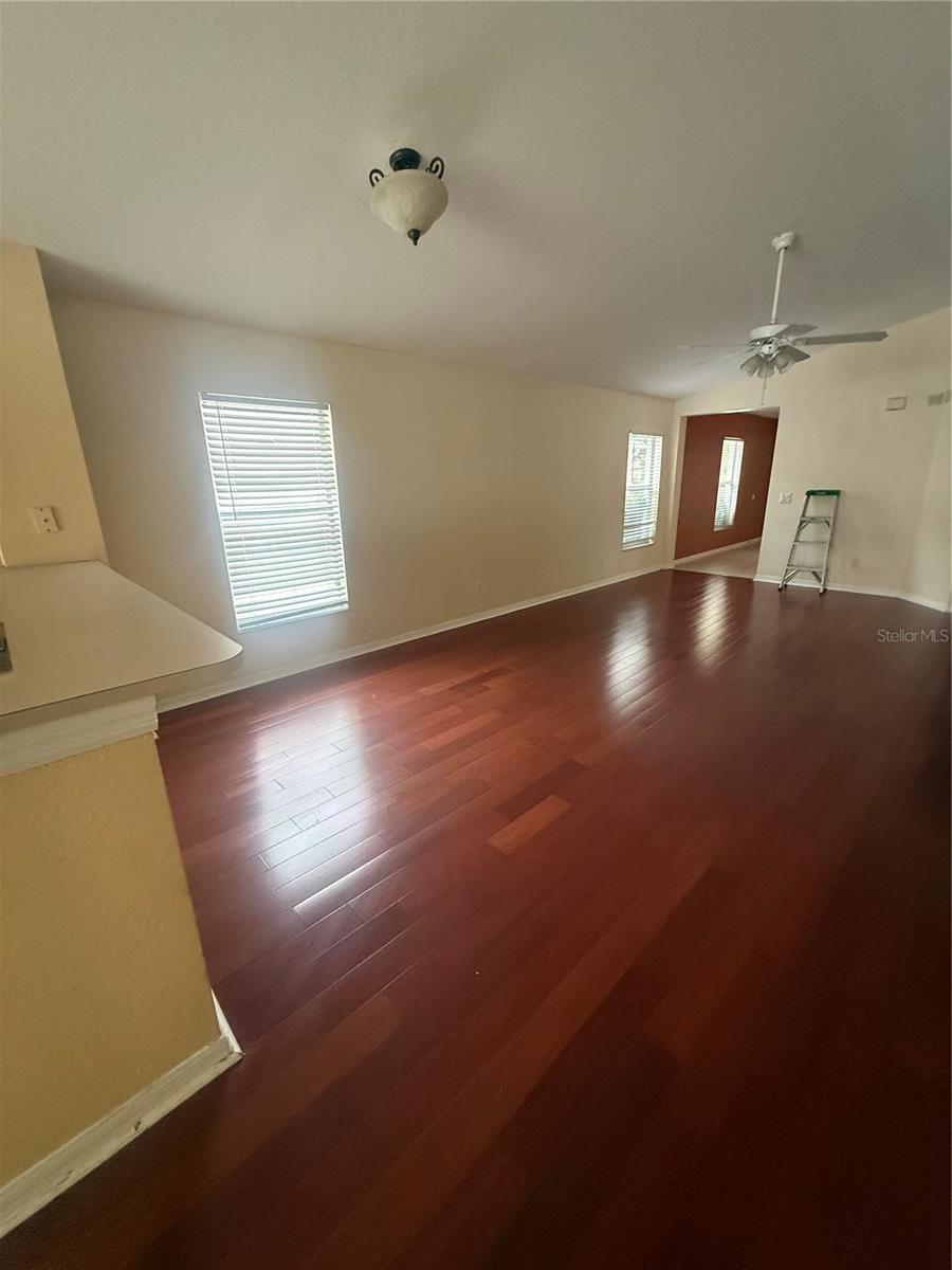 11422 CRESTLAKE VILLAGE DR — photo 8