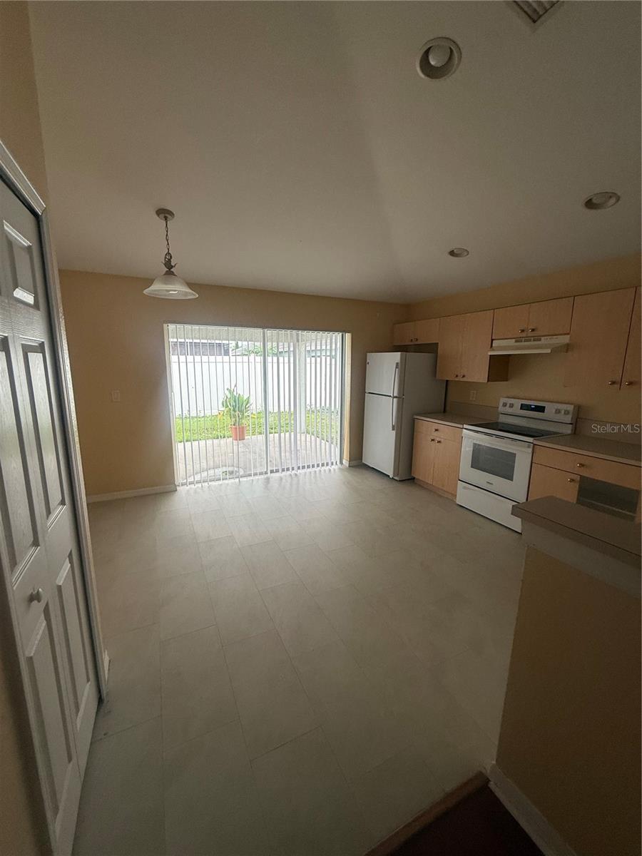 11422 CRESTLAKE VILLAGE DR — photo 7