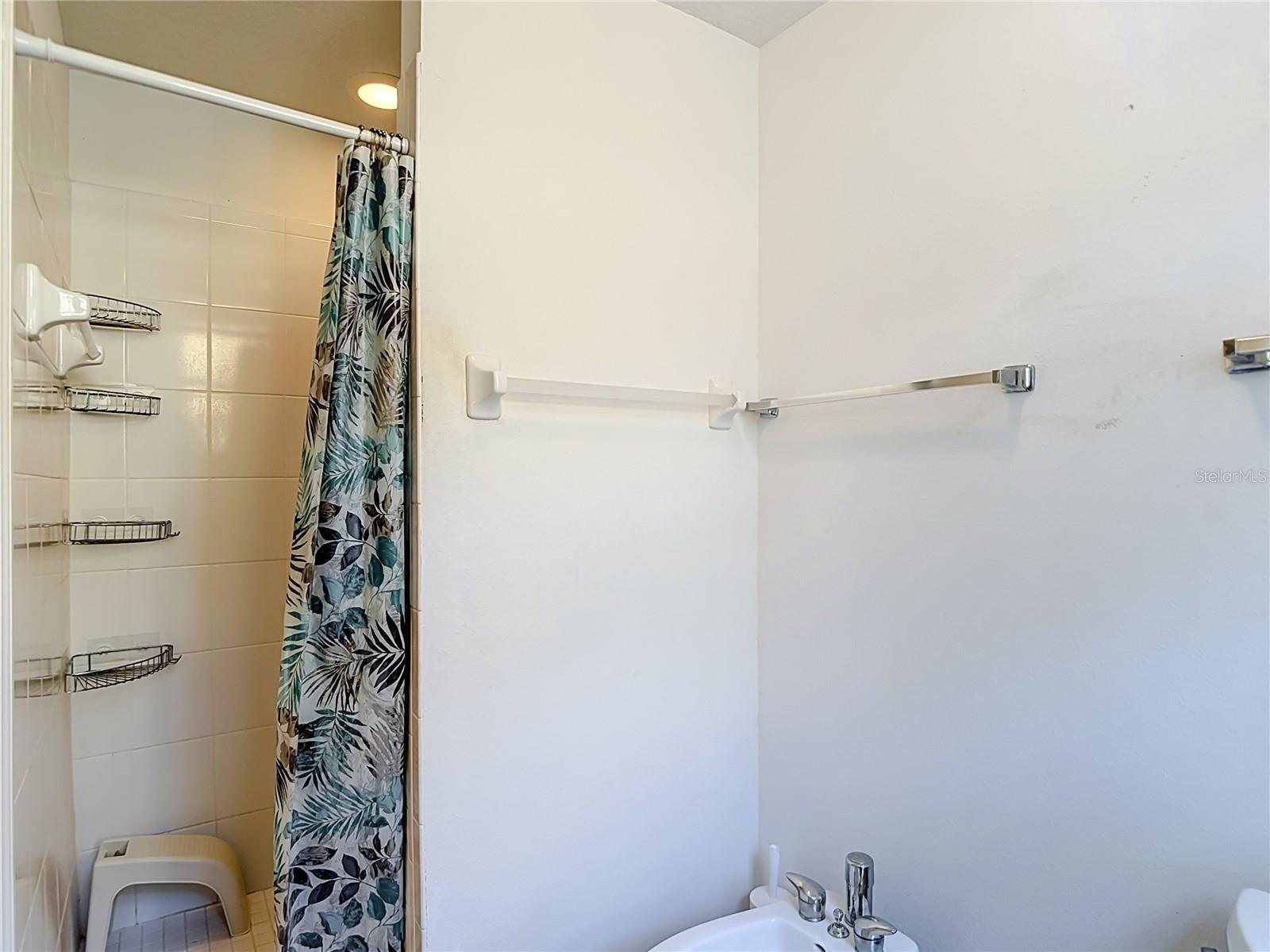 6808 DALI AVE #106 — photo 38