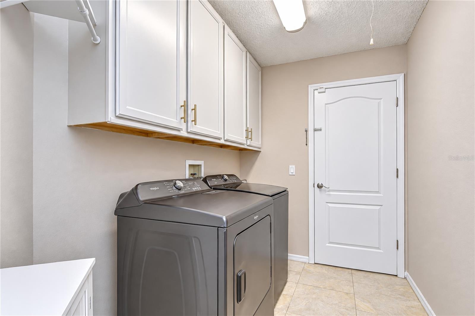 16502 BLENHEIM DR — photo 22