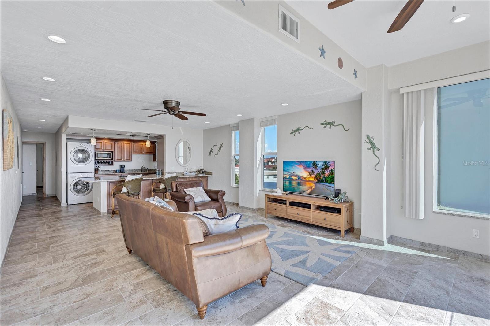 6140 MIDNIGHT PASS RD #101 — photo 18