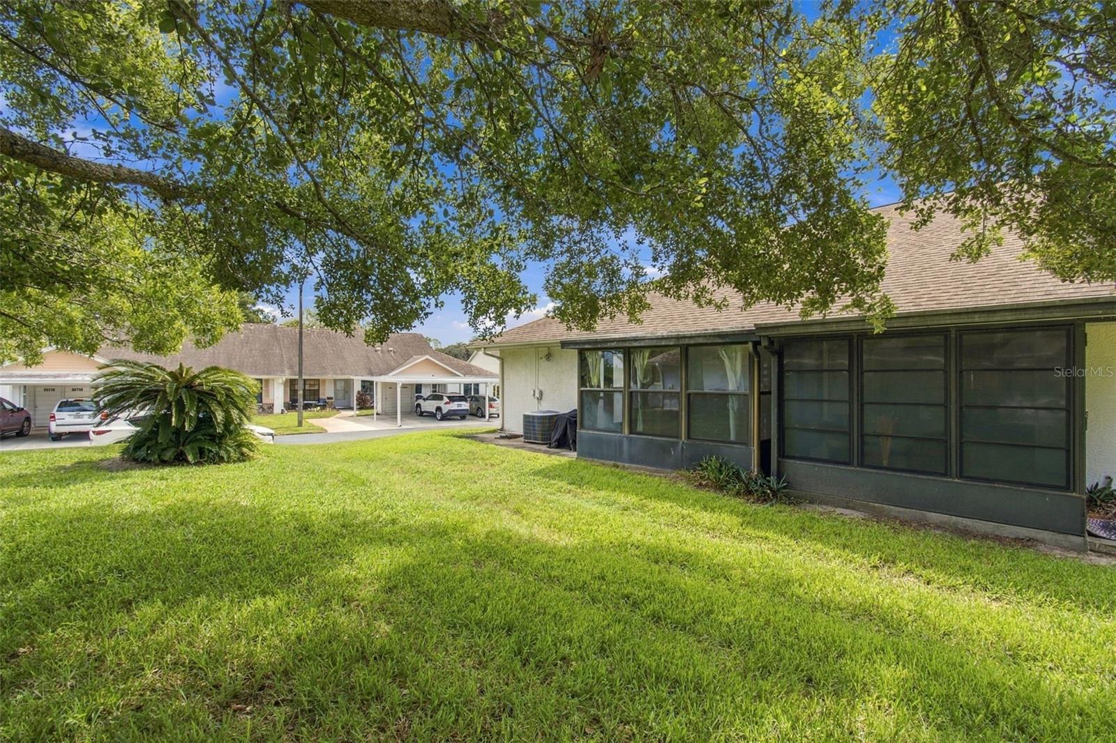 7610 OAKMONT LN — photo 34