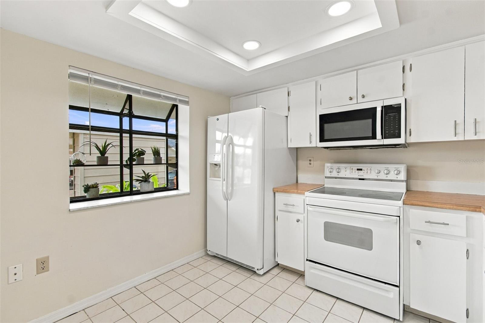 7610 OAKMONT LN — photo 9